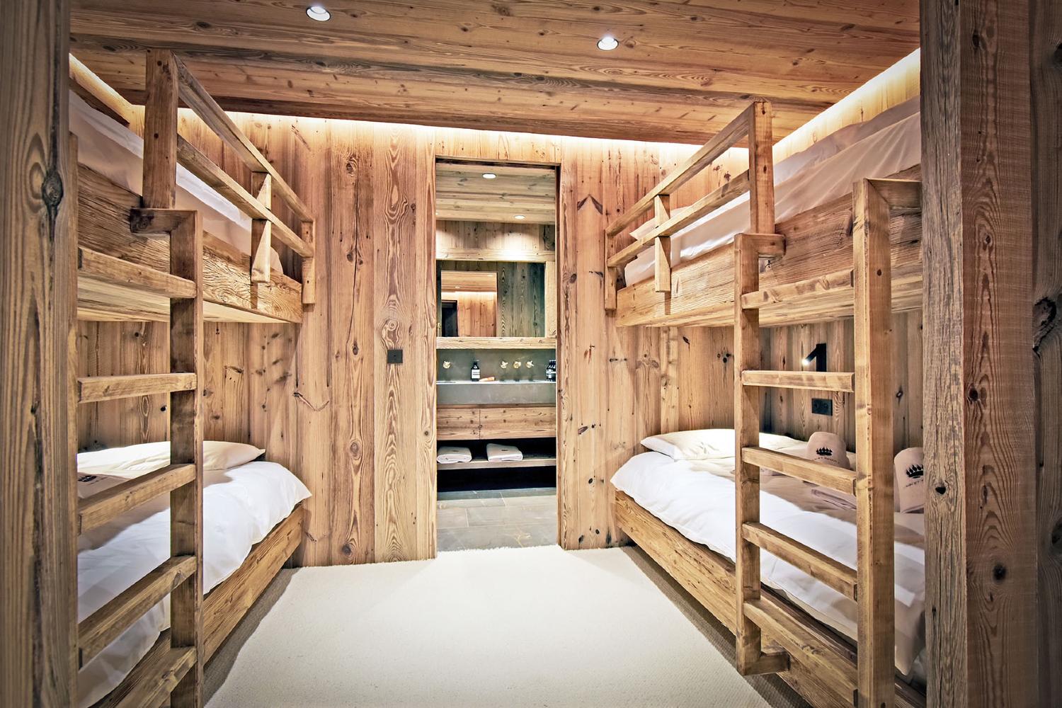 96a99f03-b38a-46ae-b76e-c7a3e53fa1e0-1451088