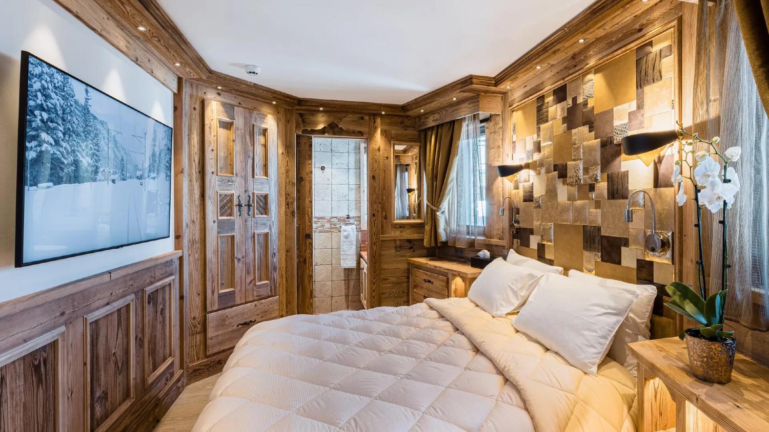 9ce6b121-6c95-4749-8a0a-abb96e1b8352-1451375