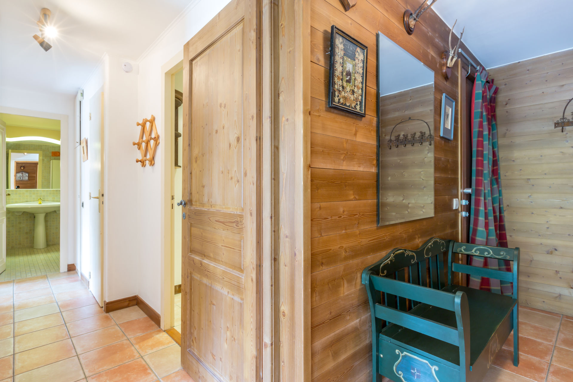 _lv_images__lot_0000030045_06_1455010