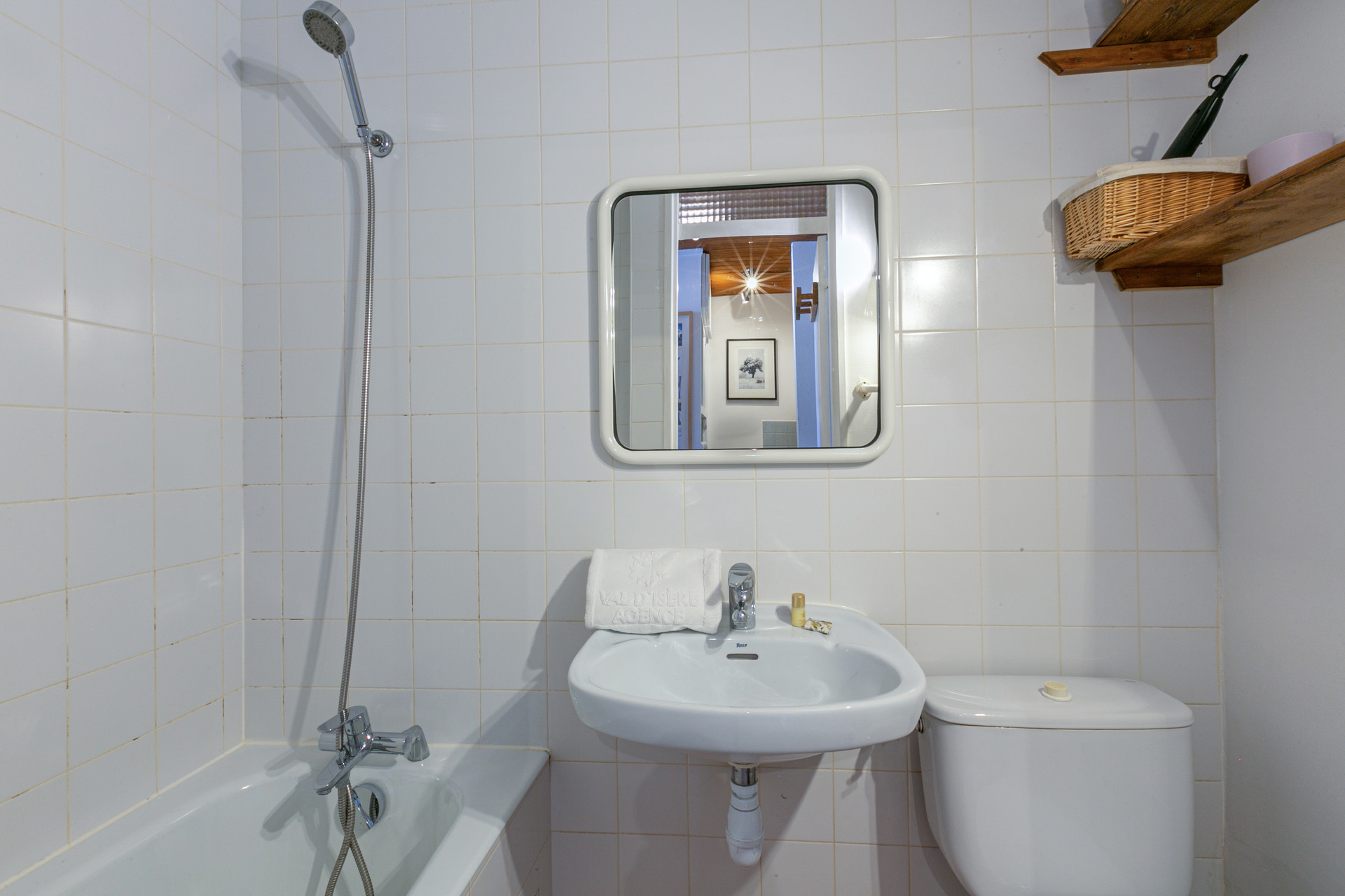 _lv_images__lot_0000110027_07_1458369