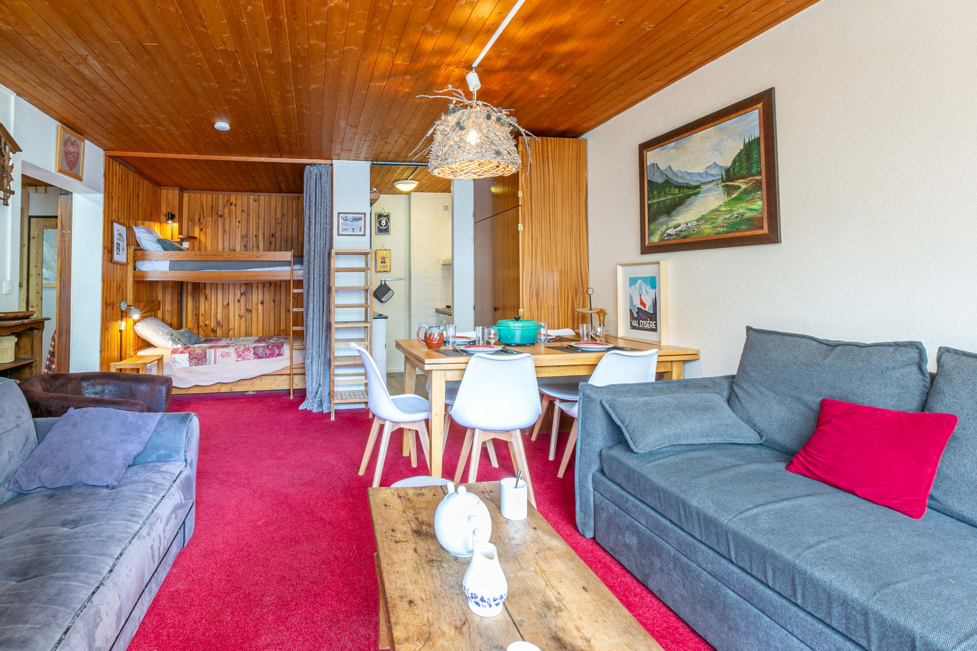 _lv_images__lot_0000110032_01_1456943