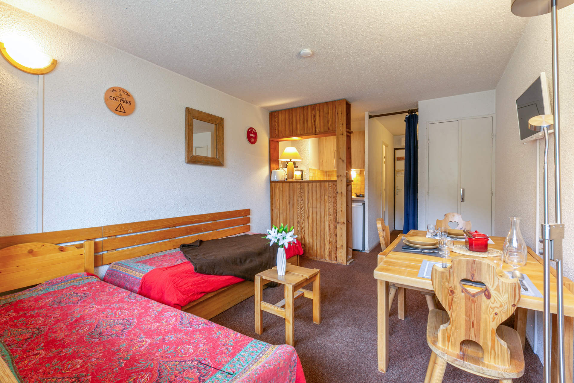 _lv_images__lot_0000120055_03_1458125