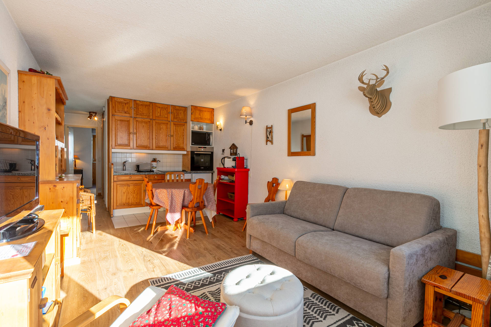 _lv_images__lot_0000120109_02_1455750