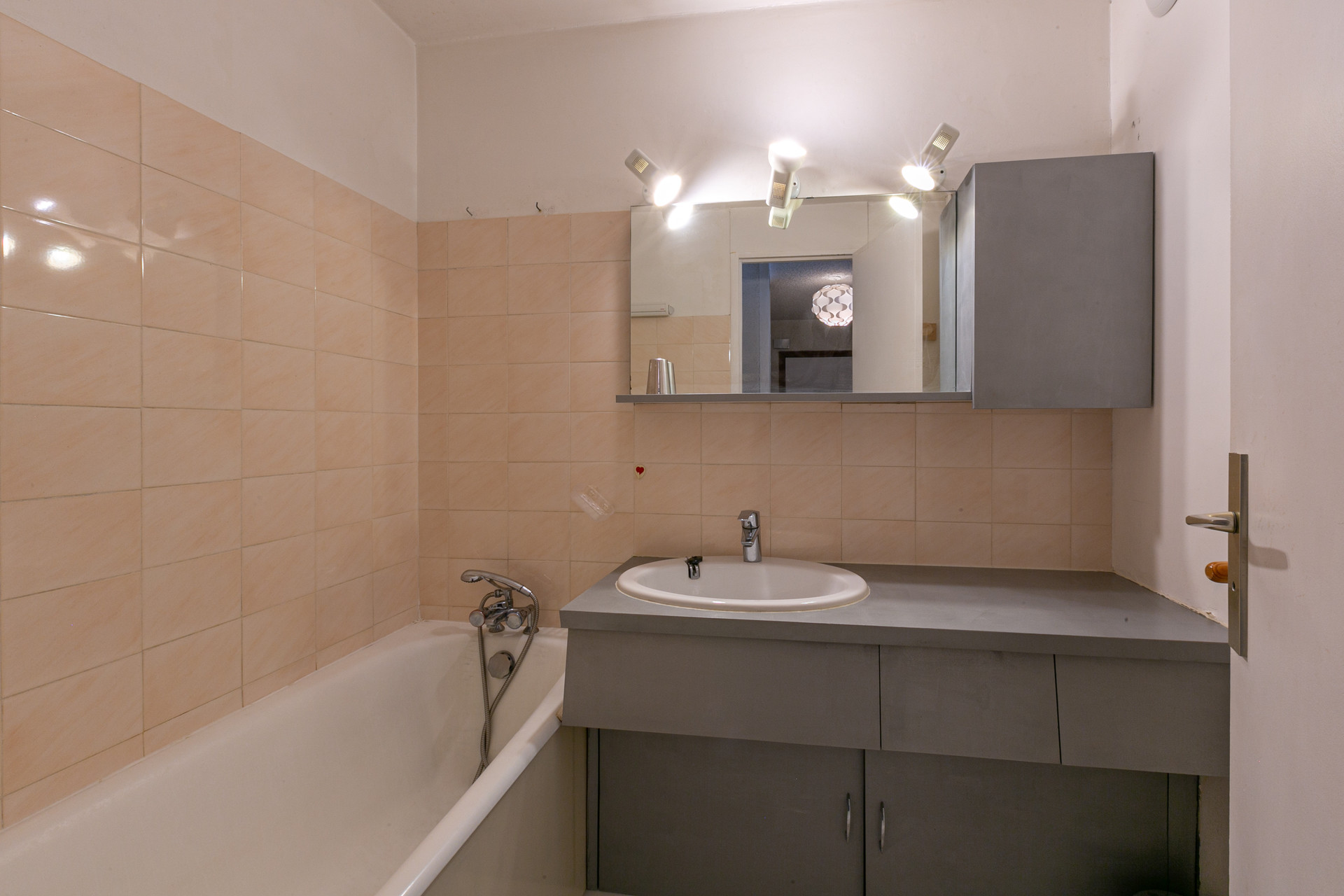 _lv_images__lot_0000130086_11_1457016