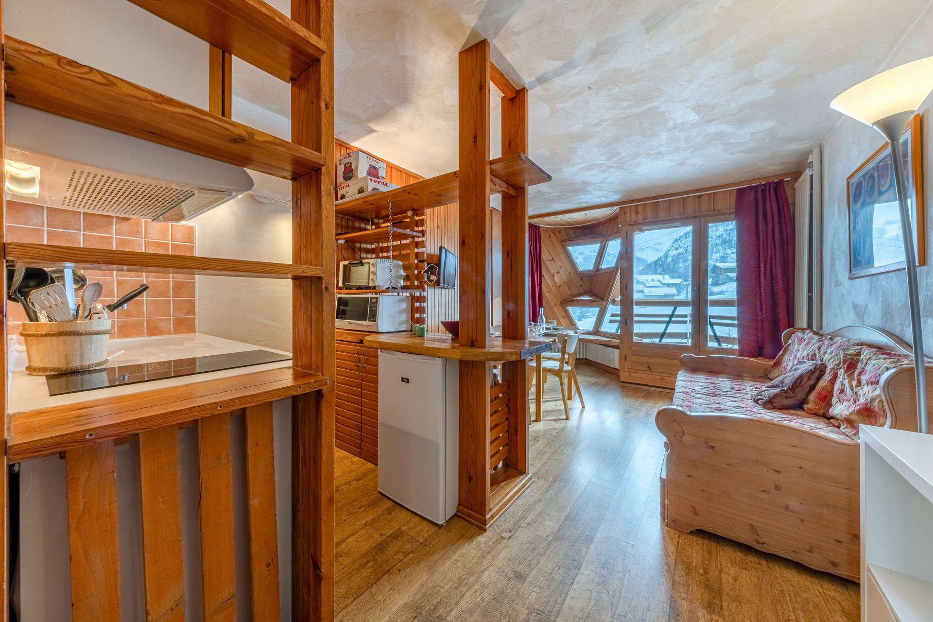 _lv_images__lot_0000140050_05_1455464