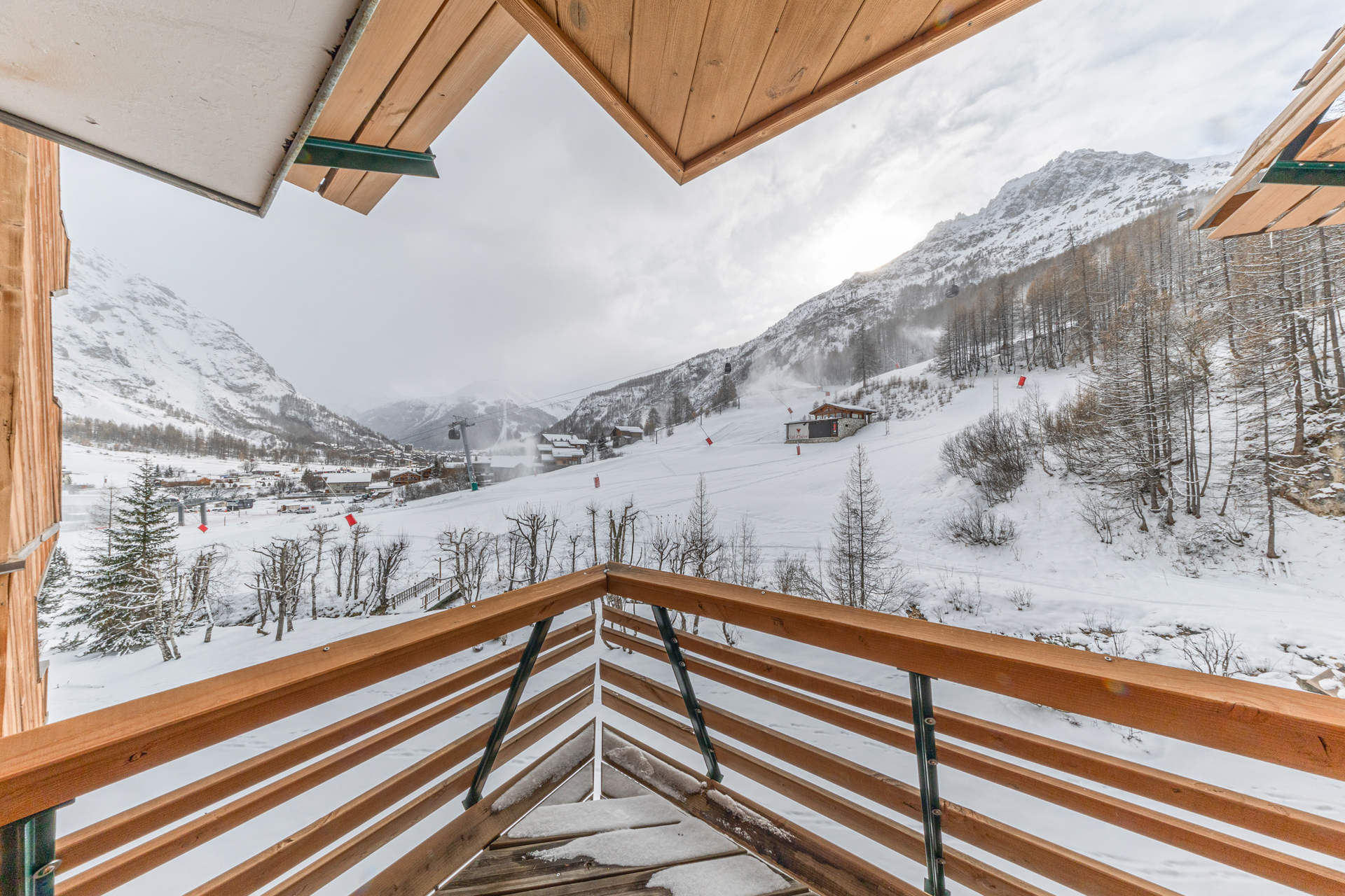 _lv_images__lot_0000140050_10_1455469