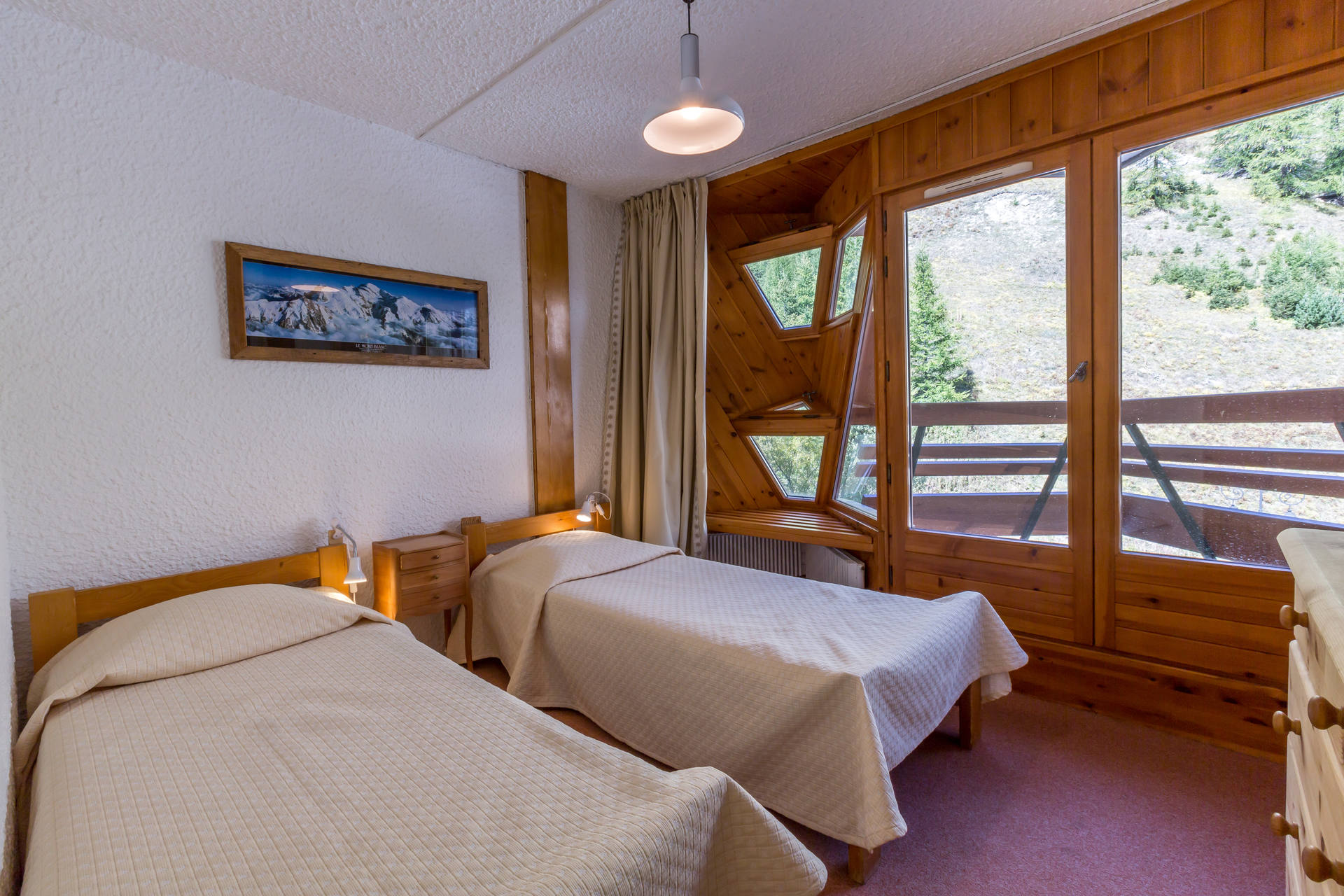 _lv_images__lot_0000140075_09_1455452