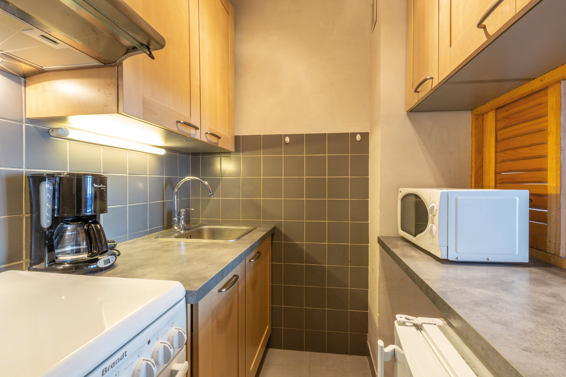 _lv_images__lot_0000180017_03_1455600