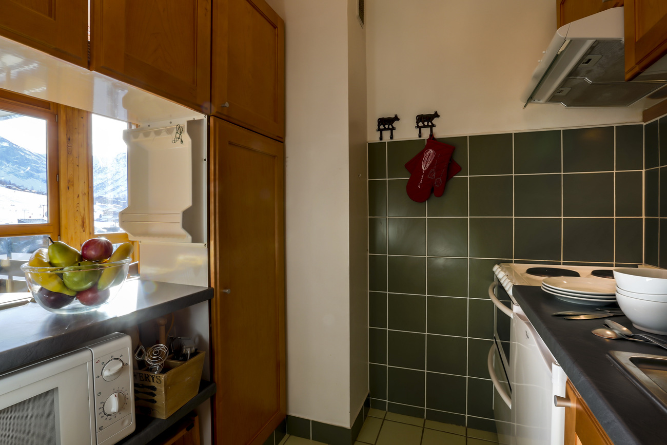 _lv_images__lot_0000180025_05_1457575