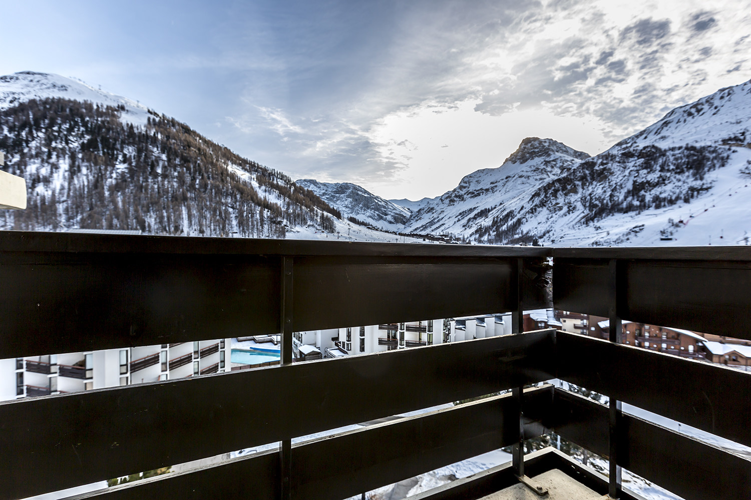 _lv_images__lot_0000180025_15_1457585