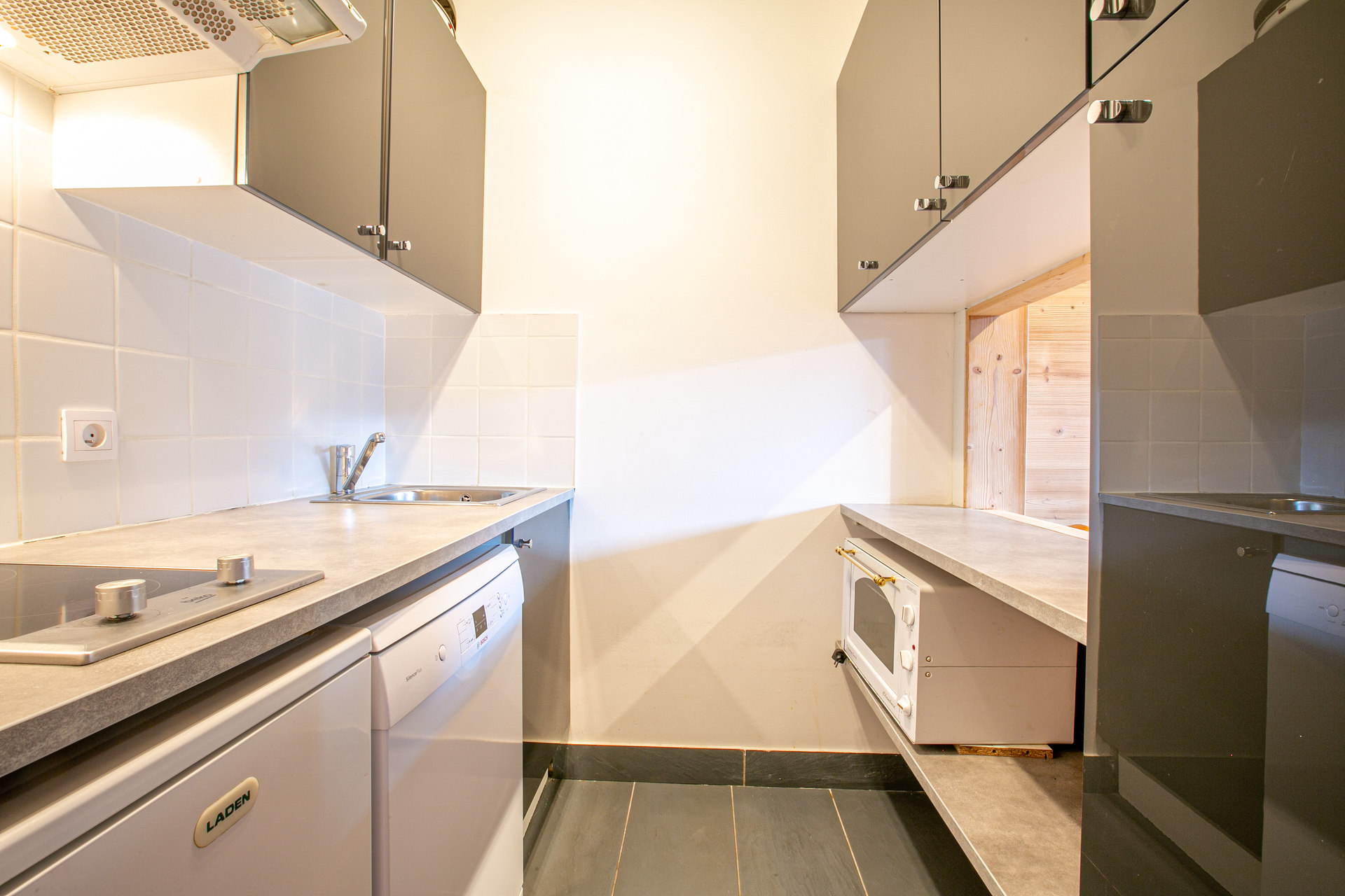 _lv_images__lot_0000200076_06_1457303