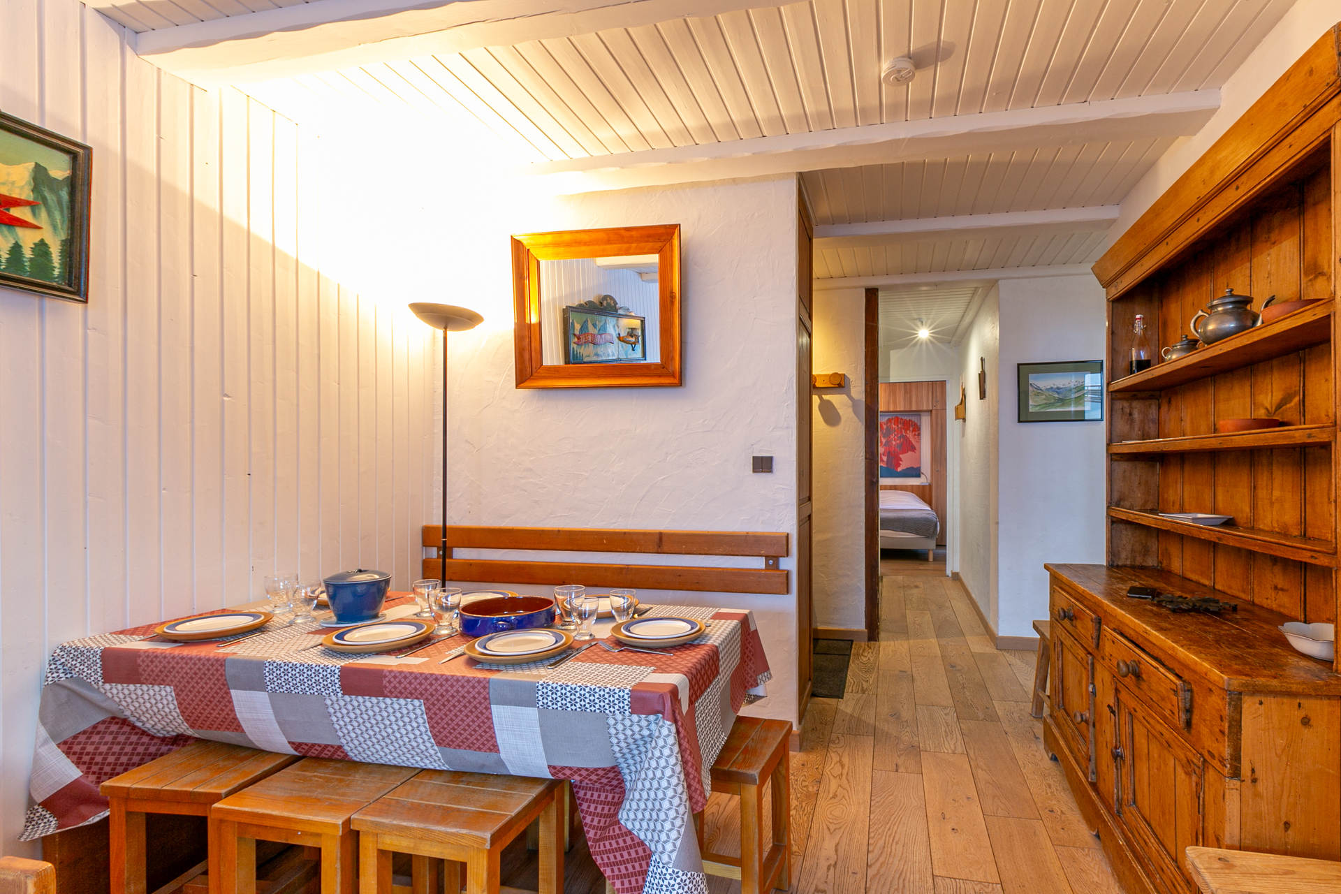 _lv_images__lot_0000200094_04_1456410