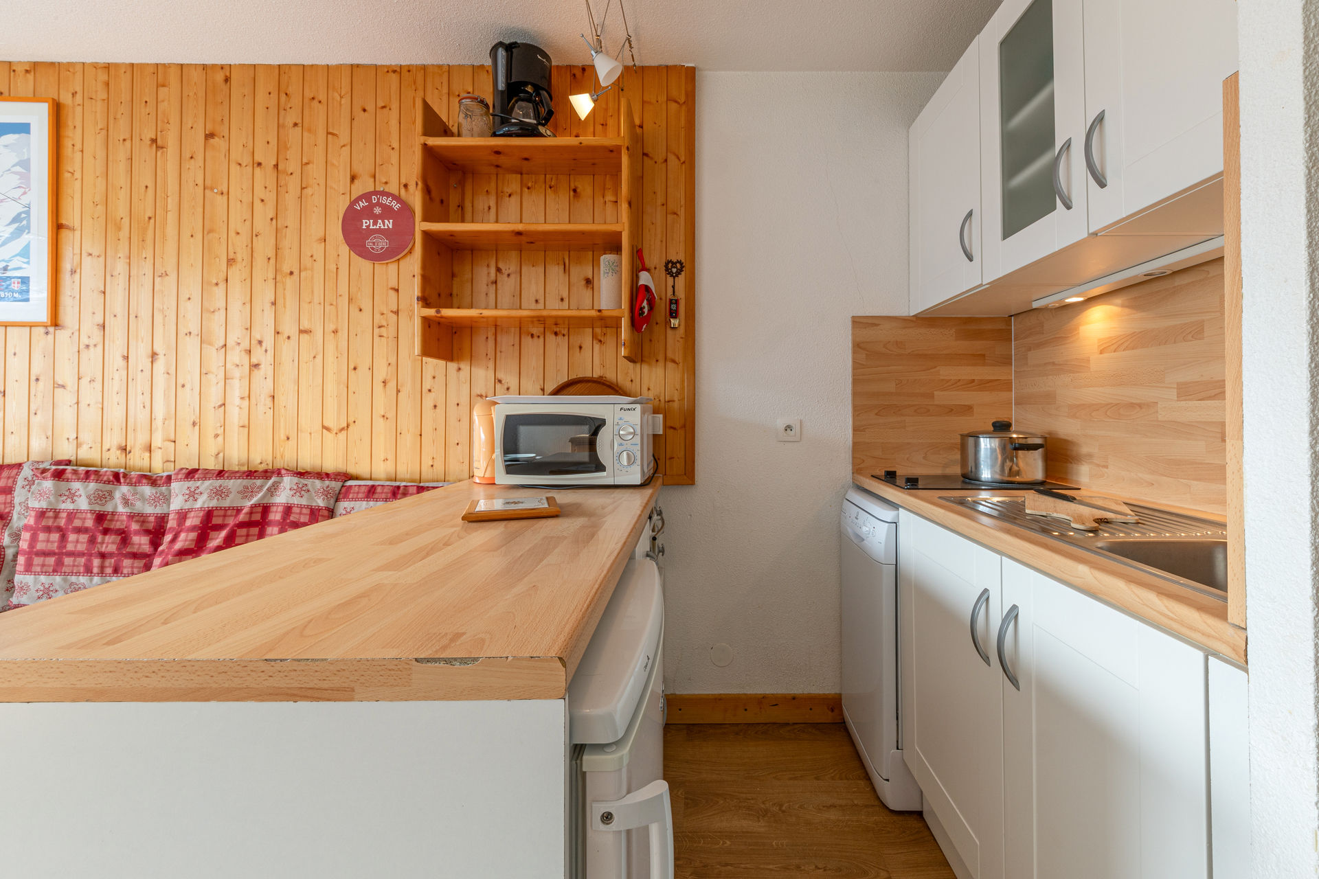 _lv_images__lot_0000240034_07_1455978