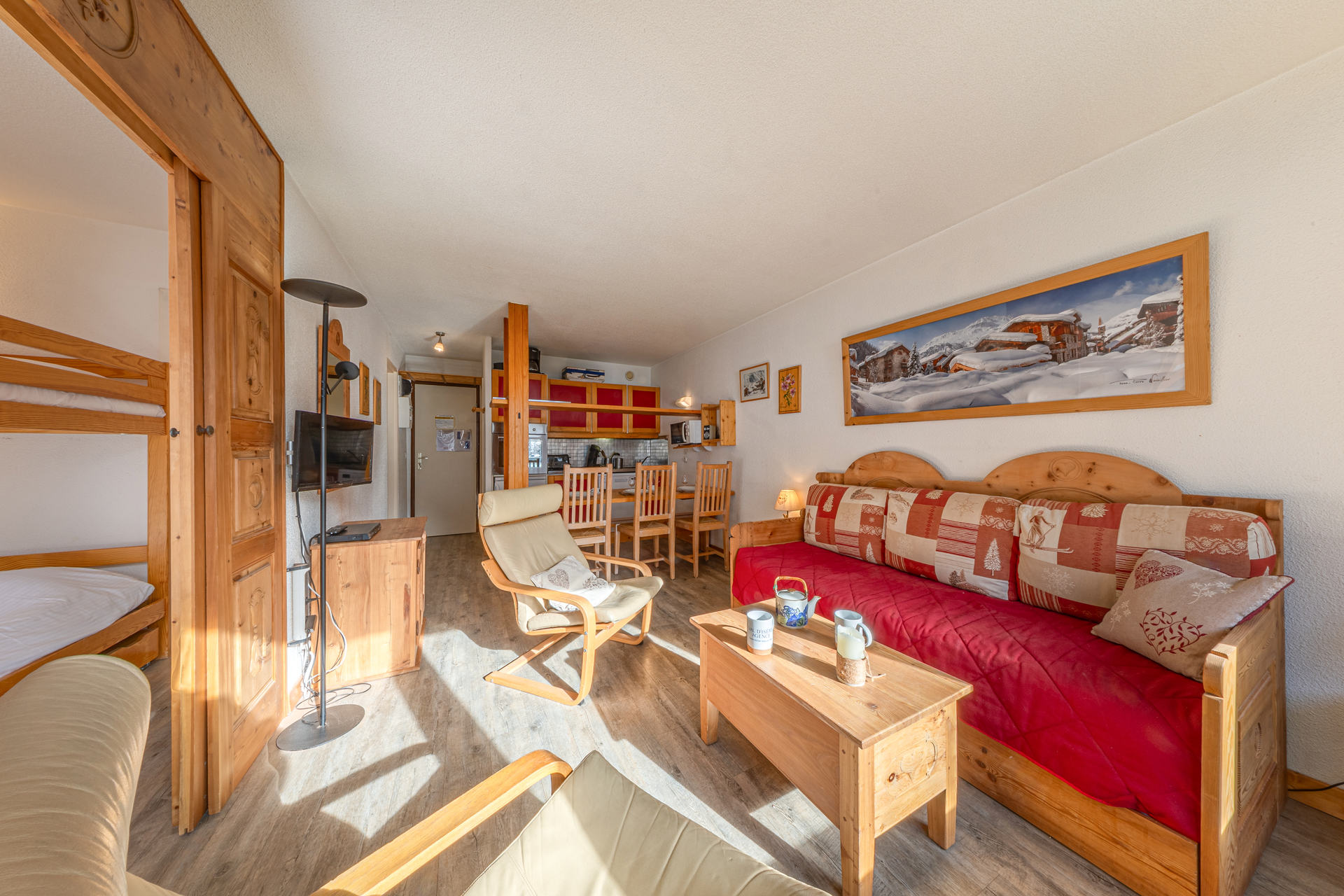 _lv_images__lot_0000240071_02_1457481