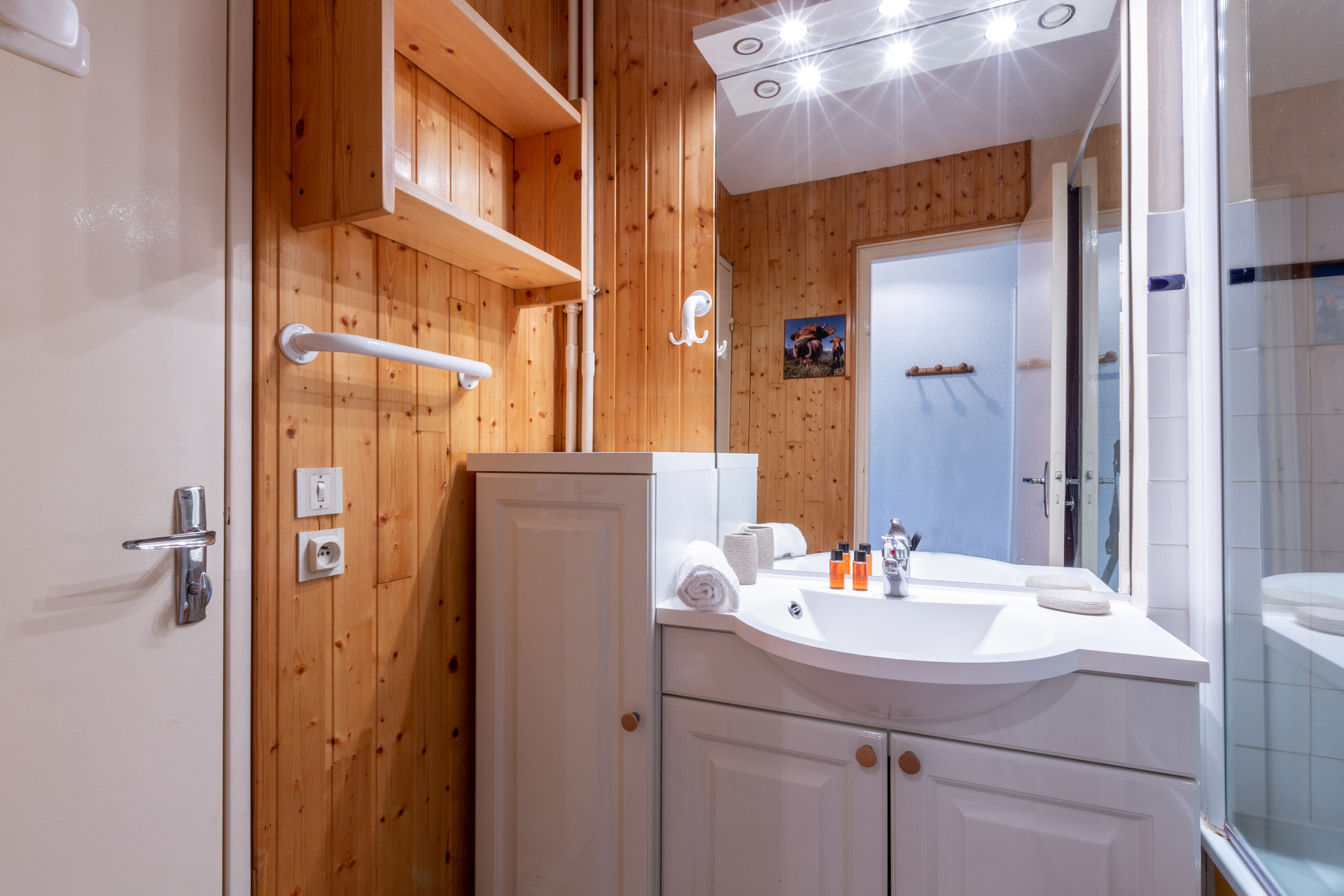 _lv_images__lot_0000240071_09_1457488