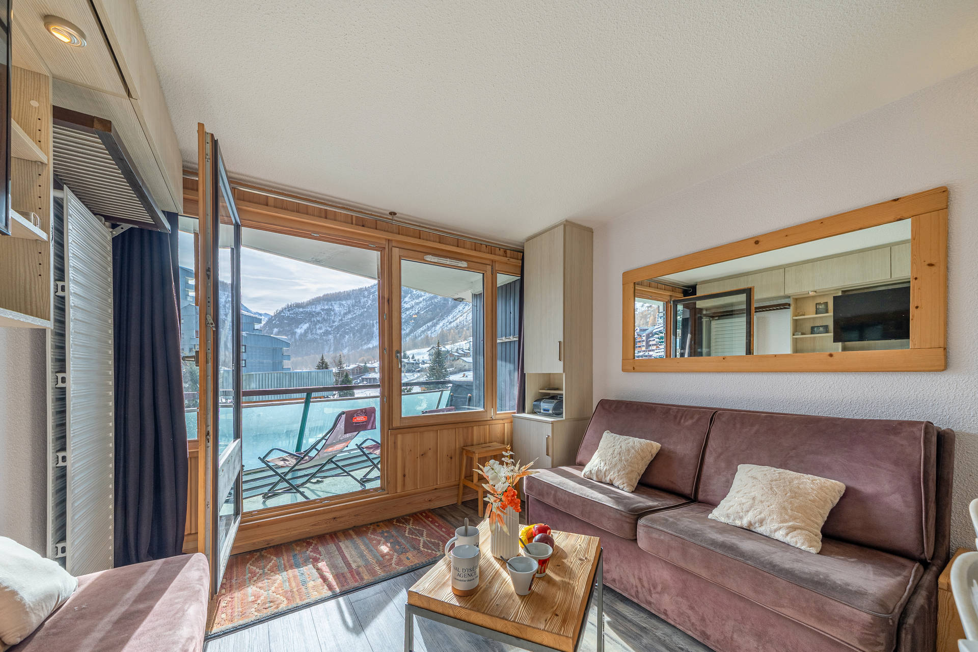 _lv_images__lot_0000240084_04_1455494