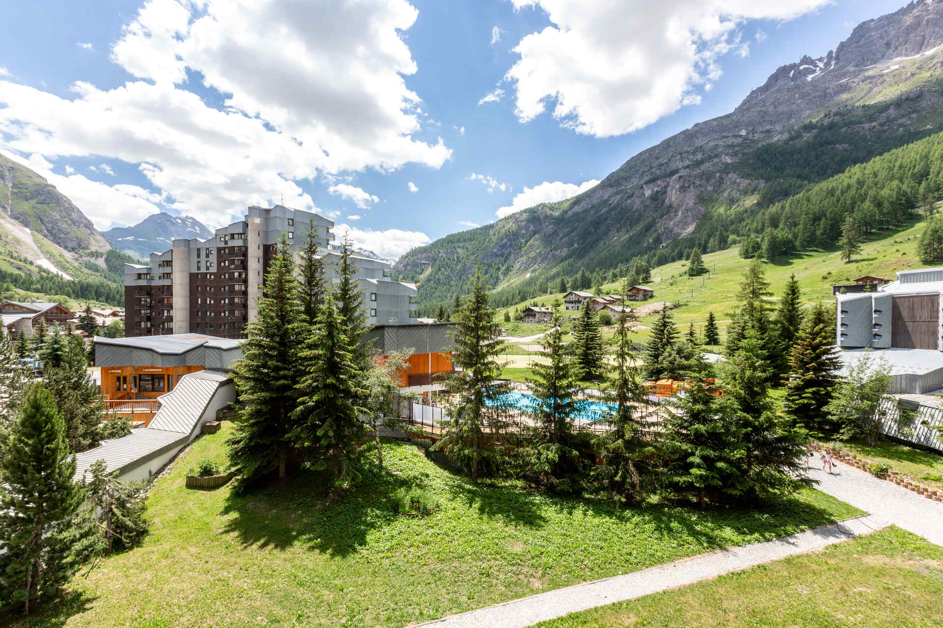 _lv_images__lot_0000240084_13_1455503