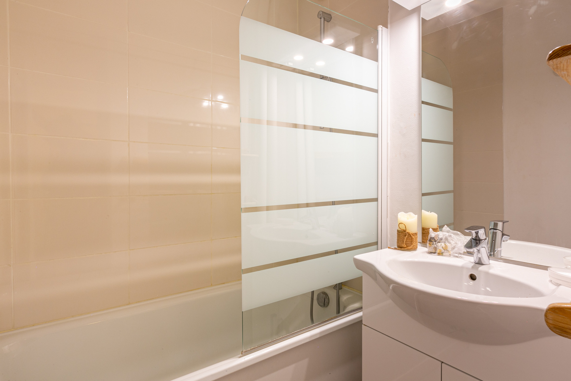 _lv_images__lot_0000240091_10_1455131