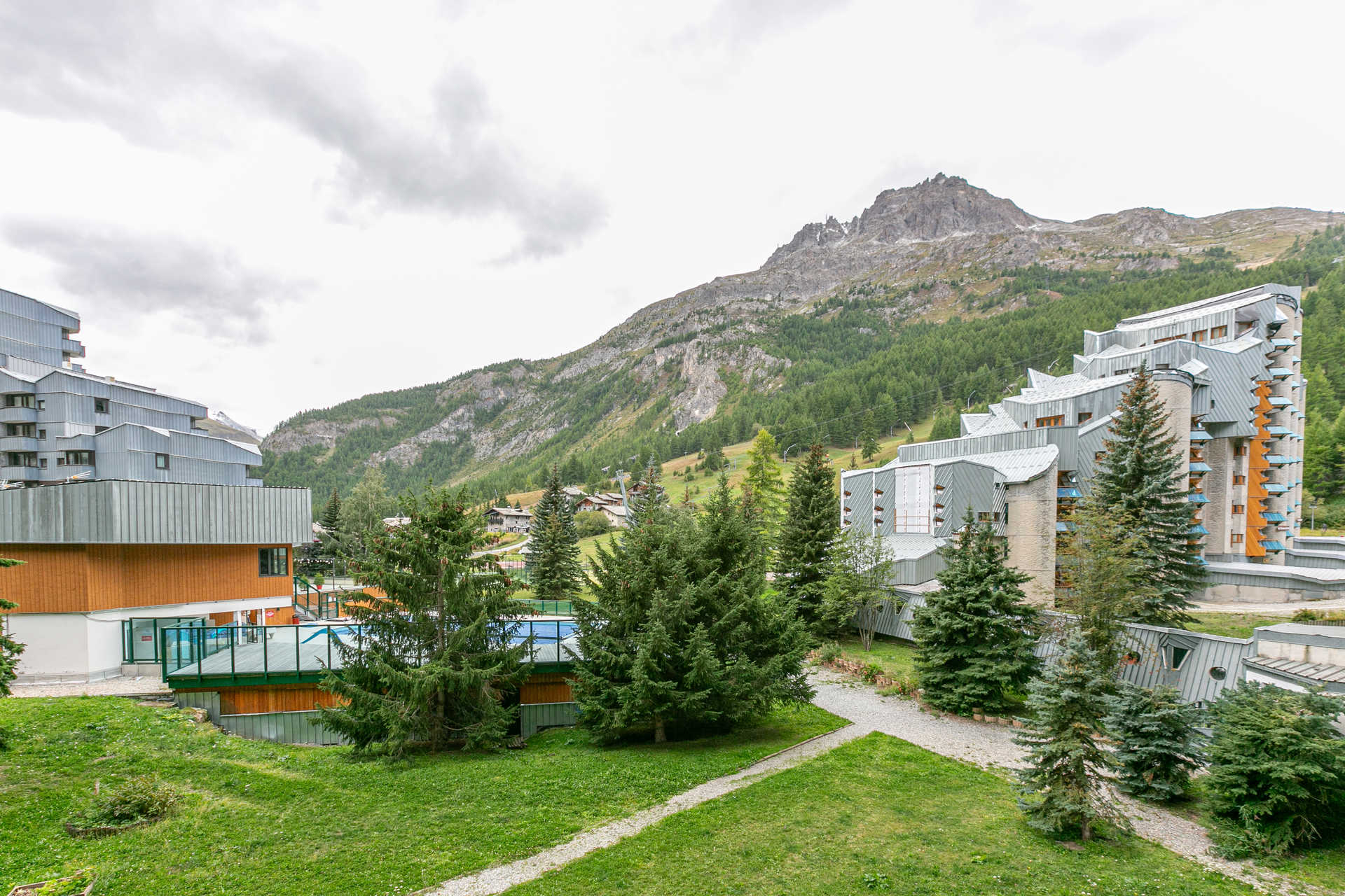 _lv_images__lot_0000240091_12_1455133