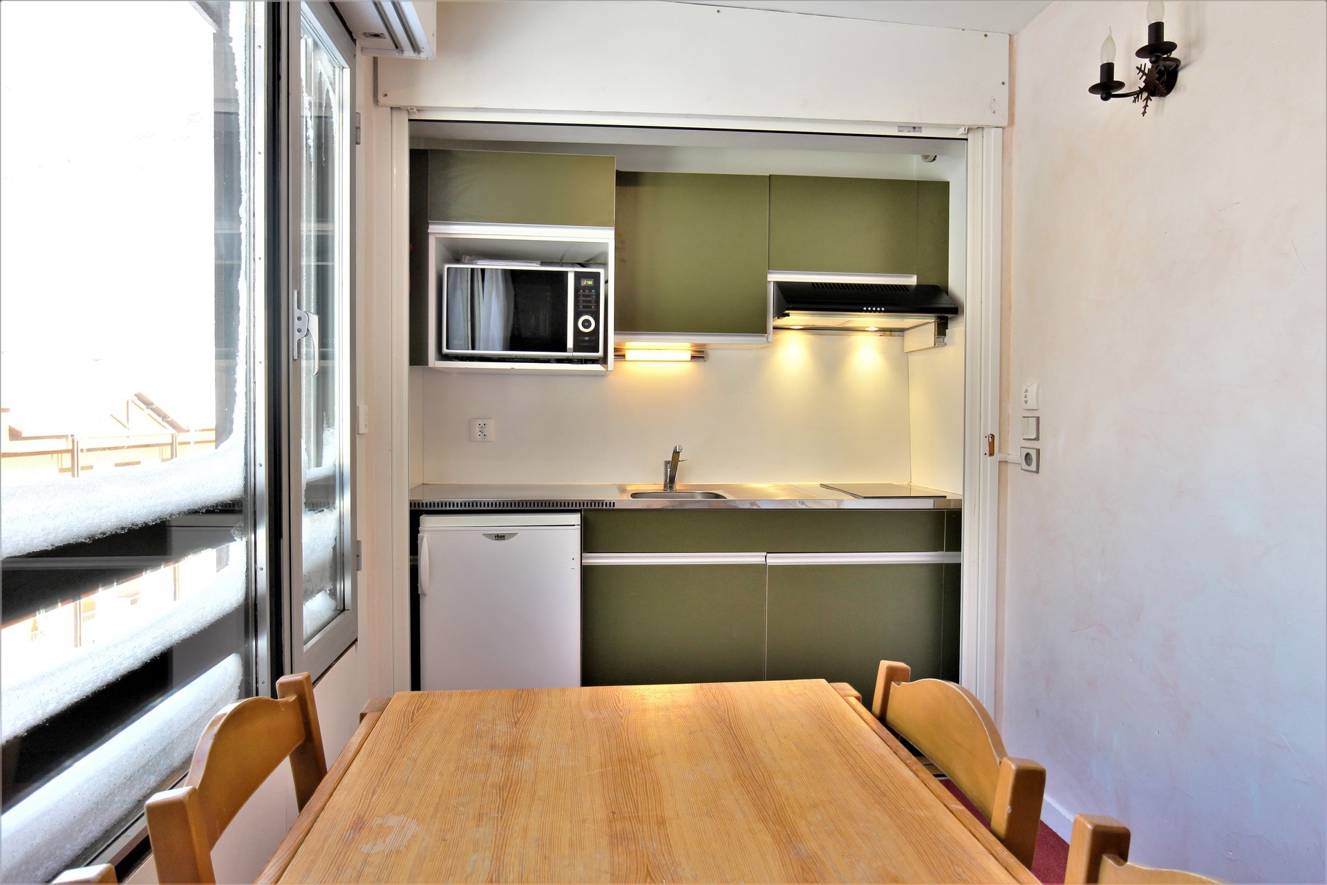 _lv_images__lot_0000250009_06_1456335