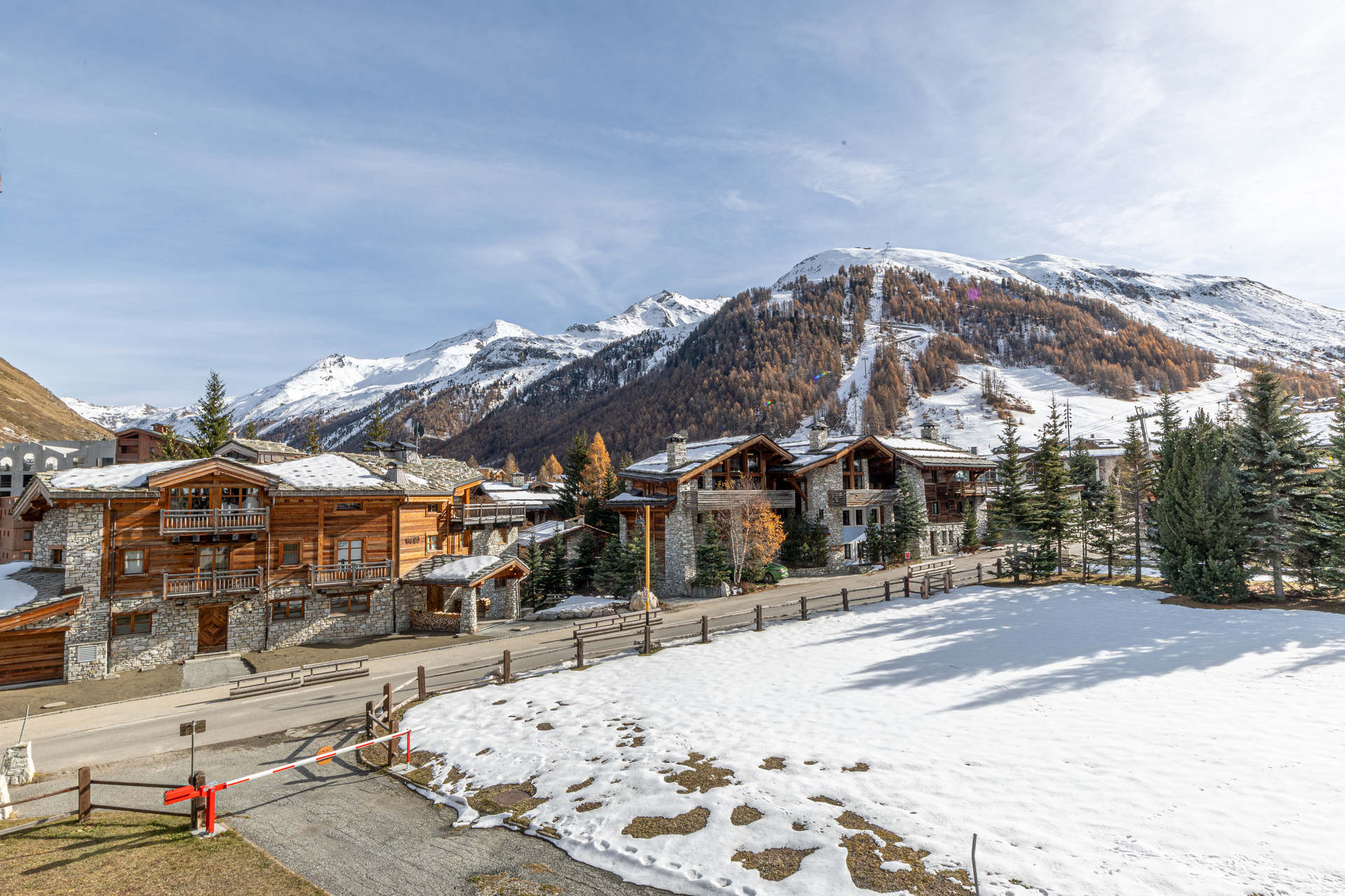 _lv_images__lot_0000250010_13_1455821