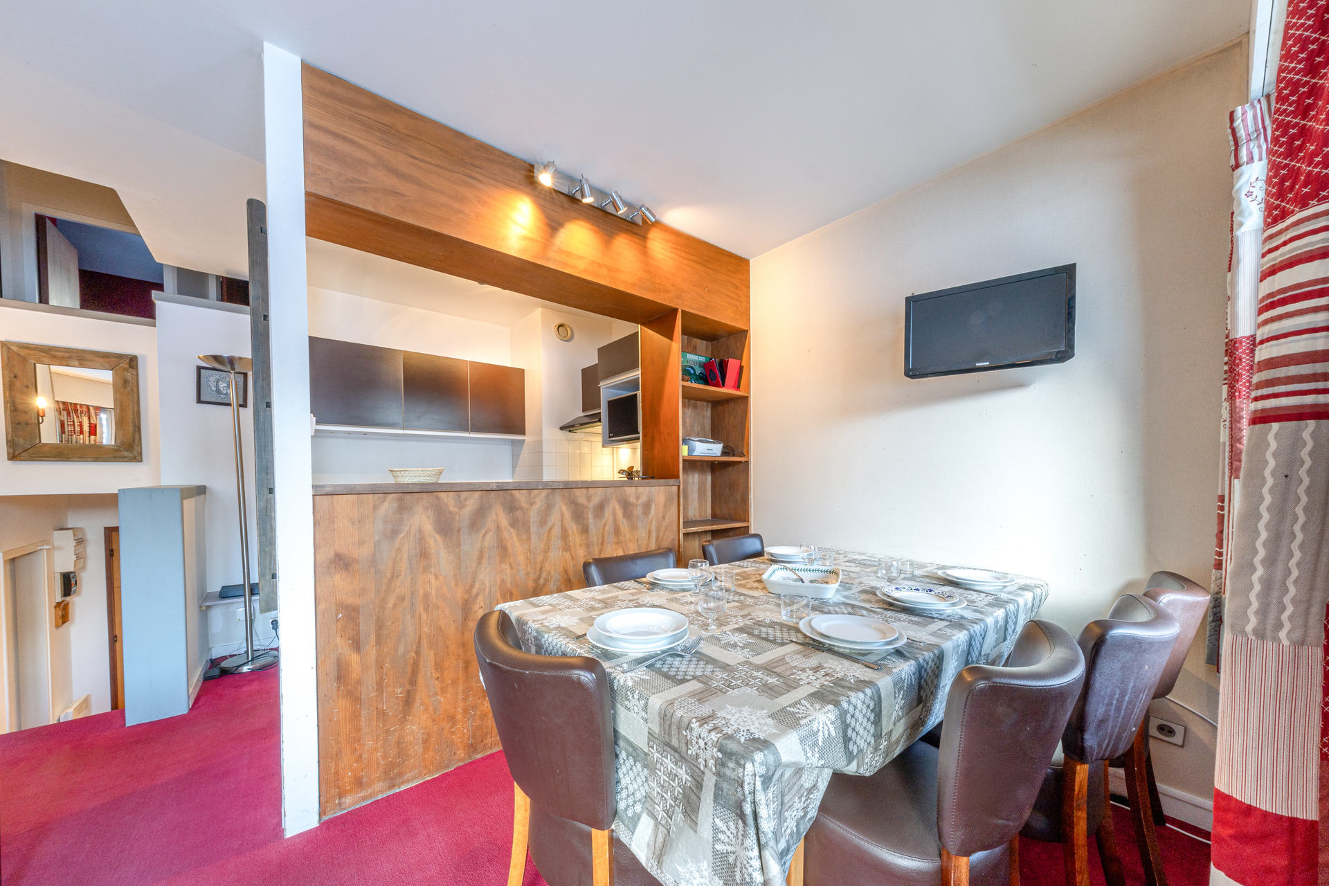 _lv_images__lot_0000250011_05_1456994