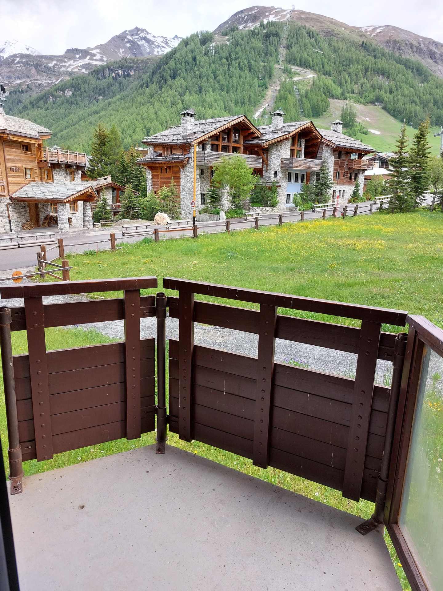 _lv_images__lot_0000250011_15_1457004