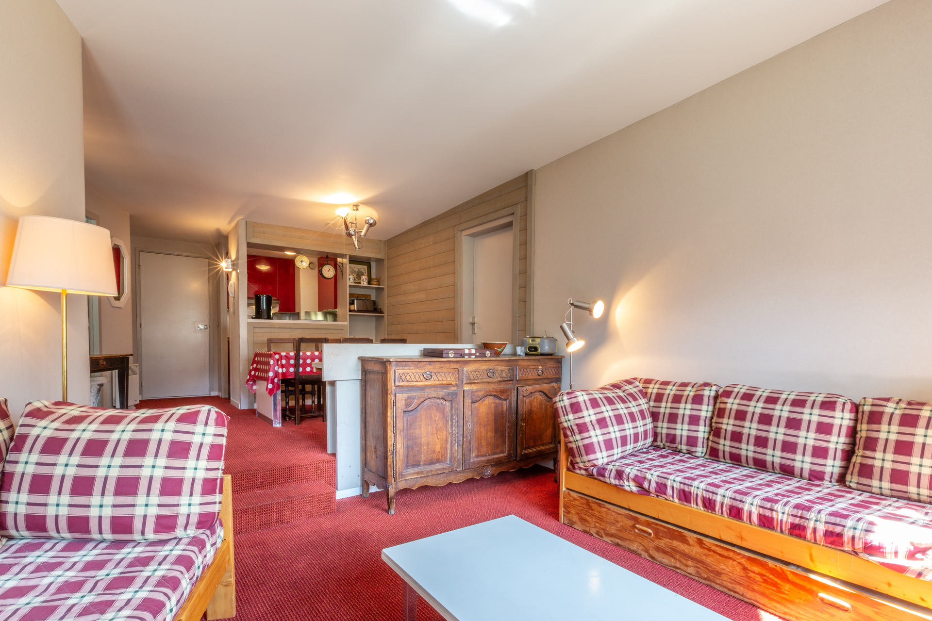 _lv_images__lot_0000250016_04_1457498