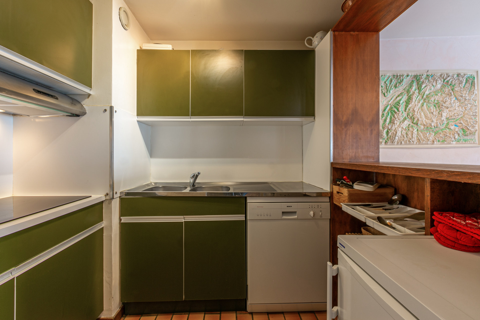 _lv_images__lot_0000250017_08_1456201