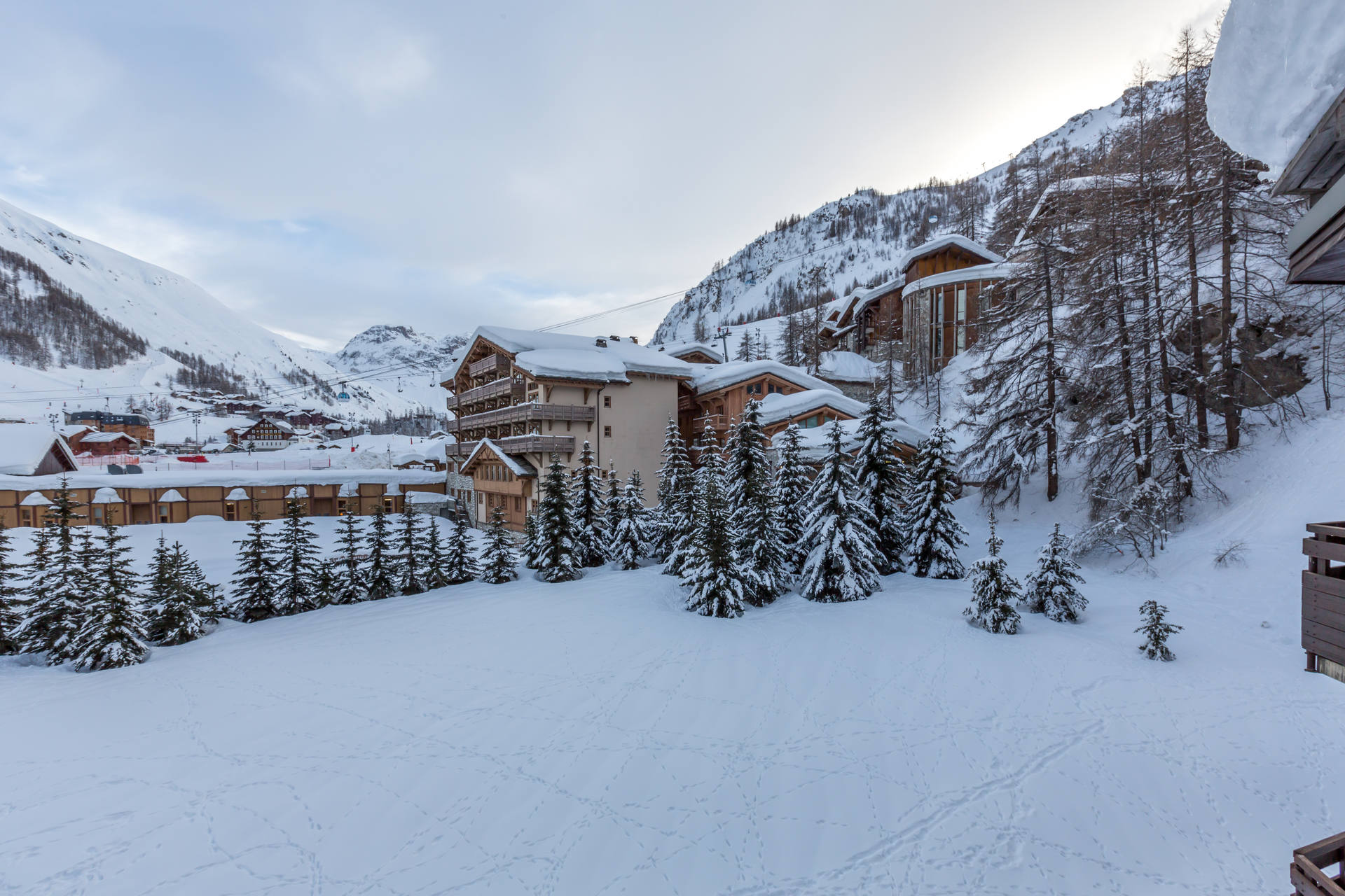 _lv_images__lot_0000250017_15_1456208