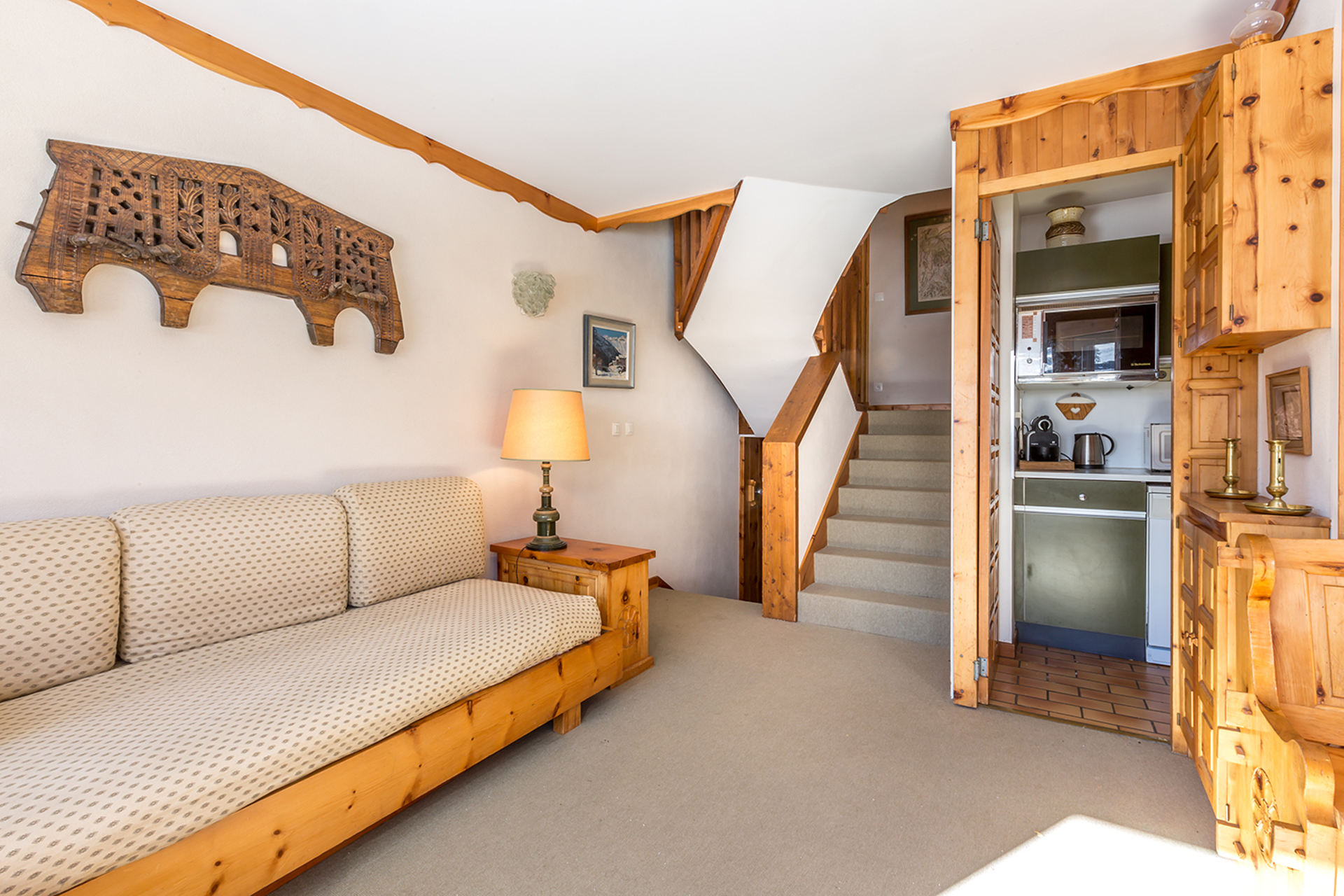 _lv_images__lot_0000250021_04_1456076