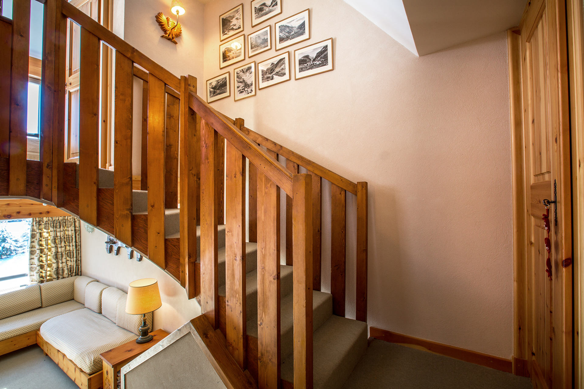 _lv_images__lot_0000250021_06_1456078