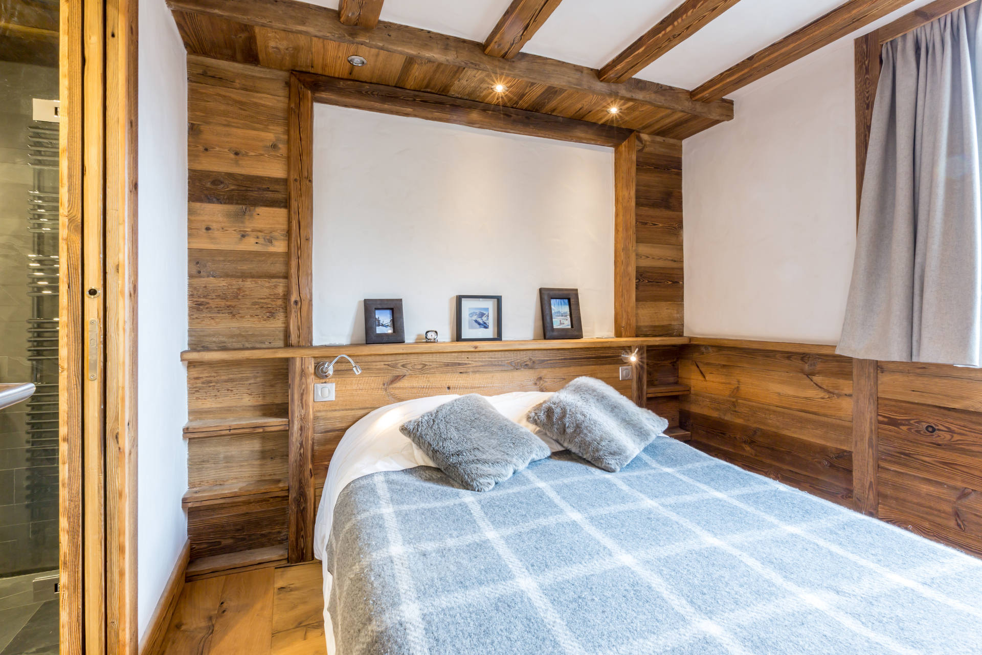 _lv_images__lot_0000260035_13_1457705