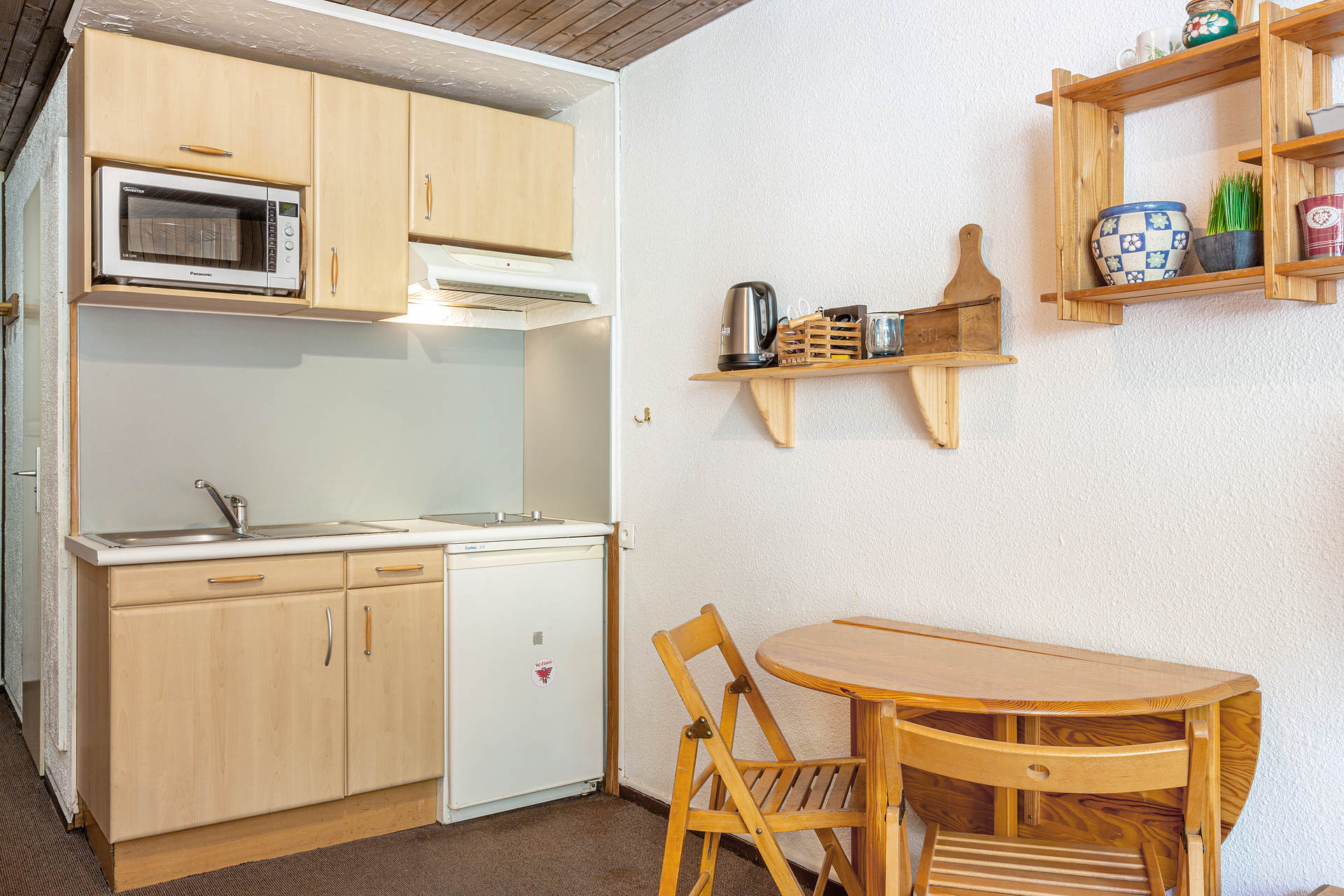 _lv_images__lot_0000270005_03_1458530