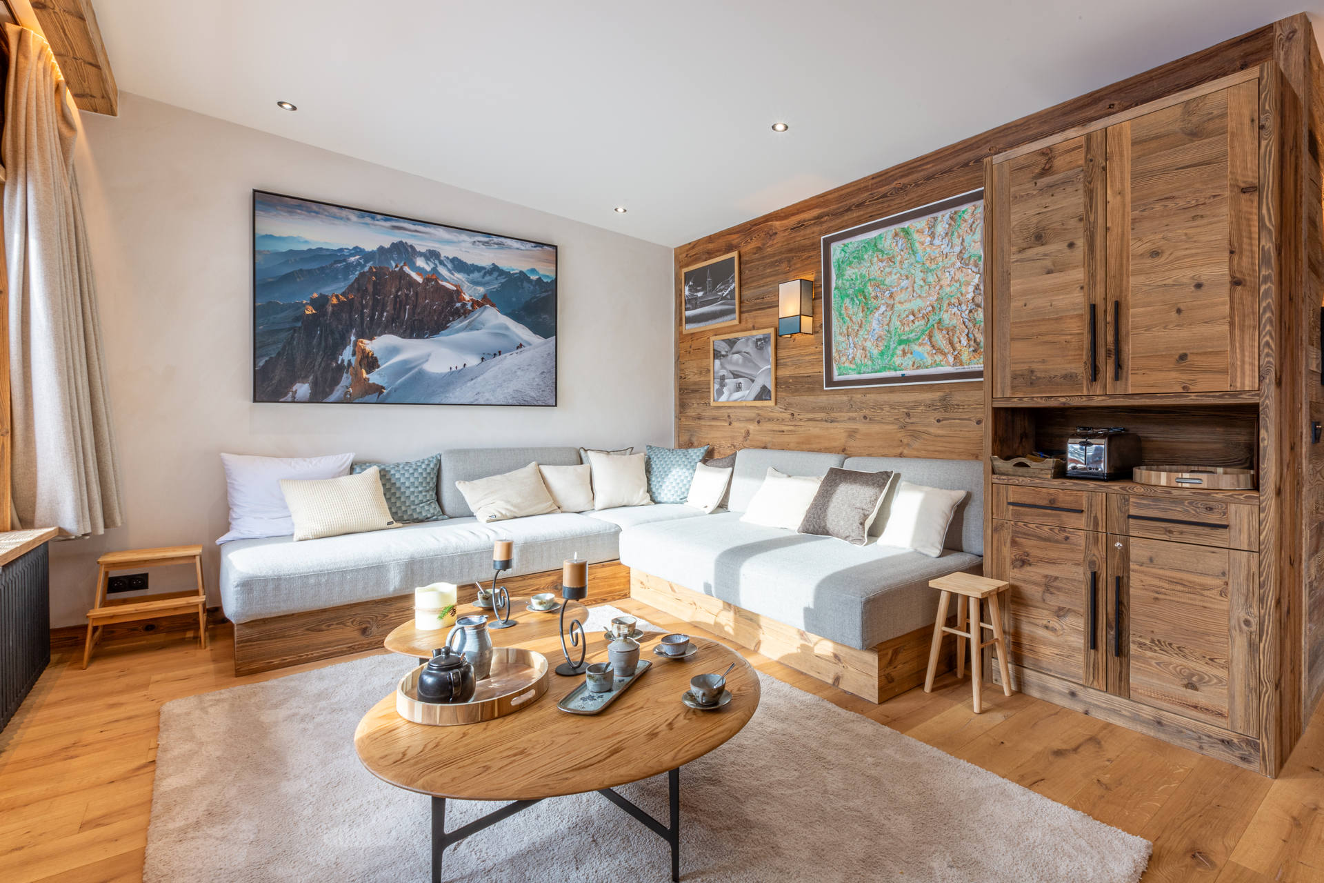 _lv_images__lot_0000280001_01_1454849