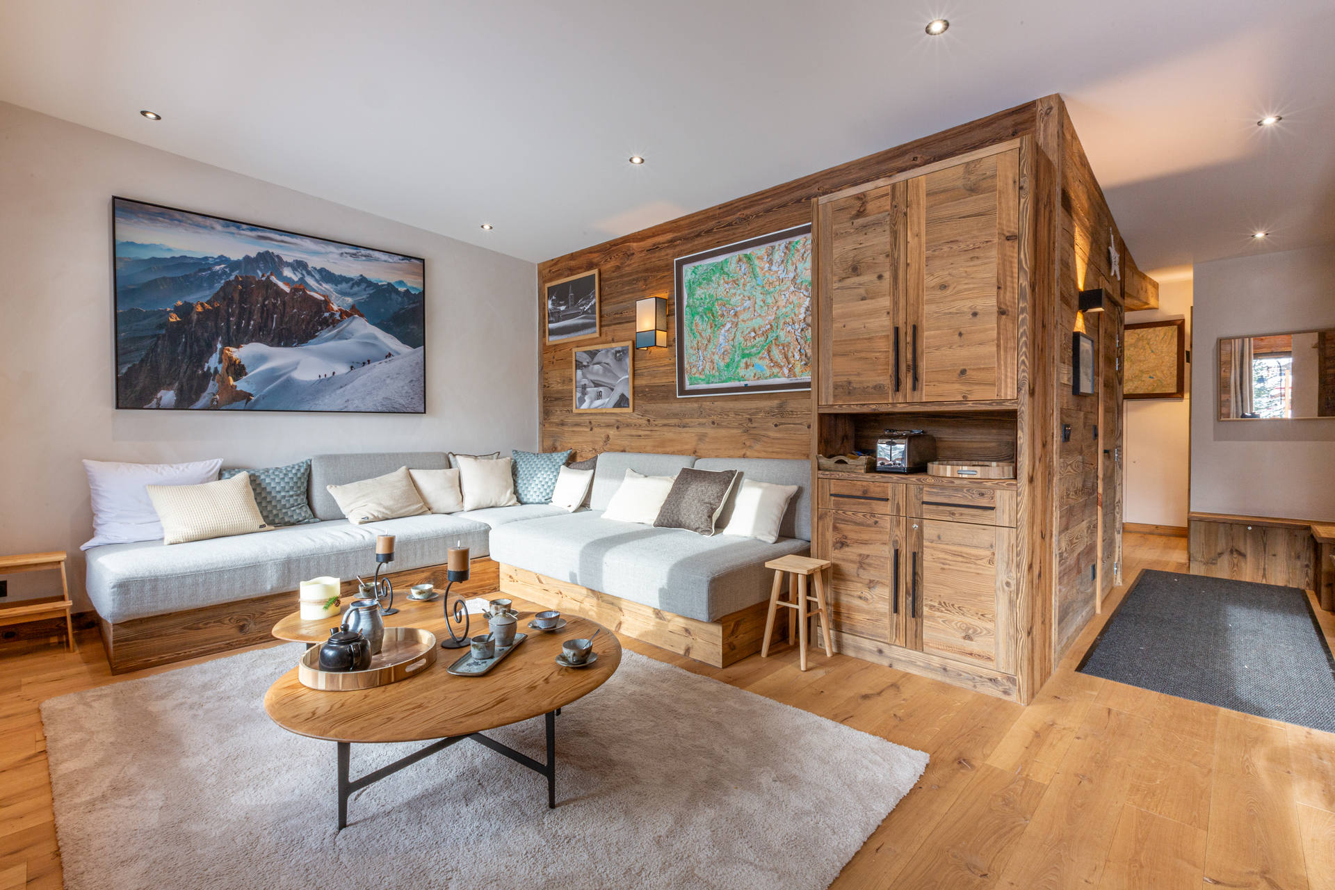 _lv_images__lot_0000280001_03_1454851