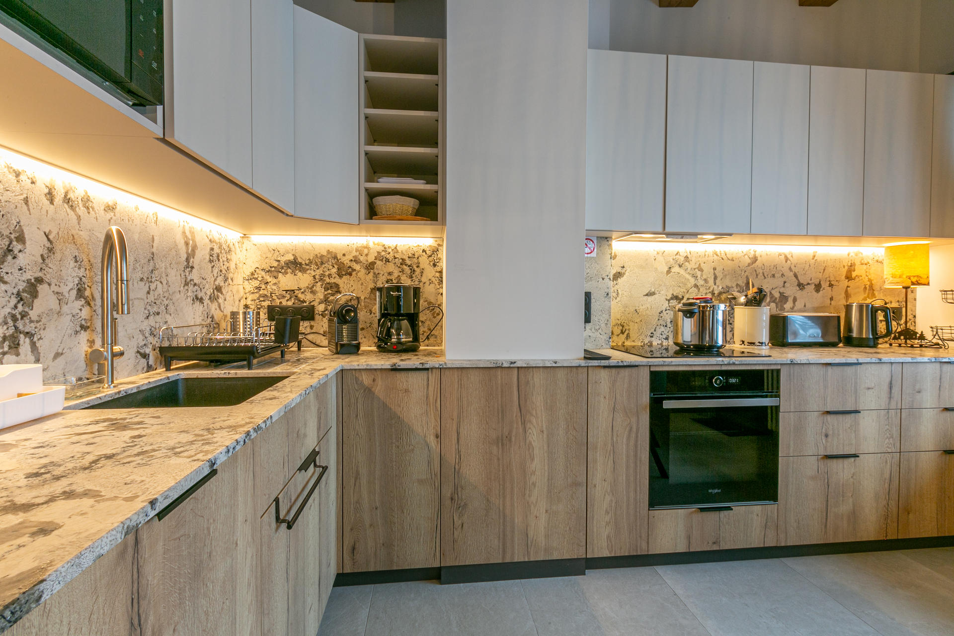 _lv_images__lot_0000290002_05_1456717