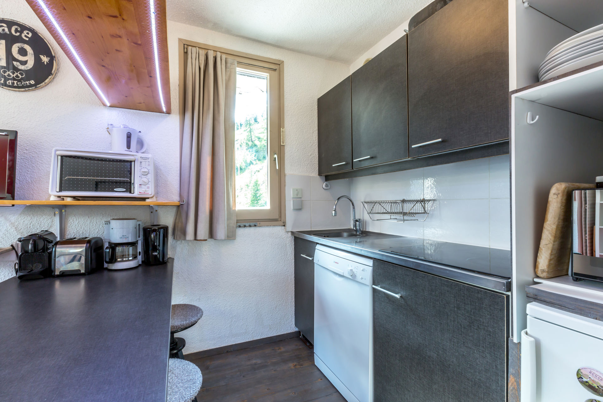 _lv_images__lot_0000370180_05_1457317