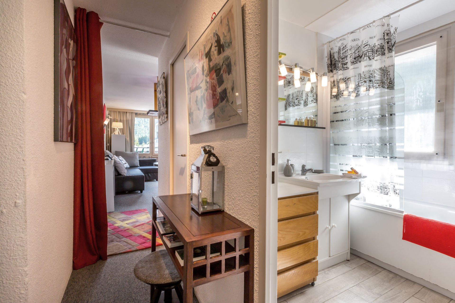 _lv_images__lot_0000370180_06_1457318