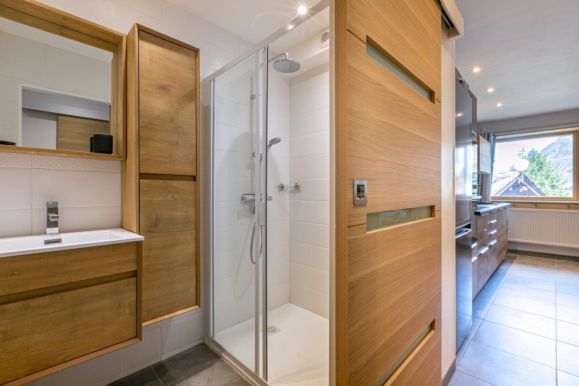 _lv_images__lot_0000380073_10_1458207