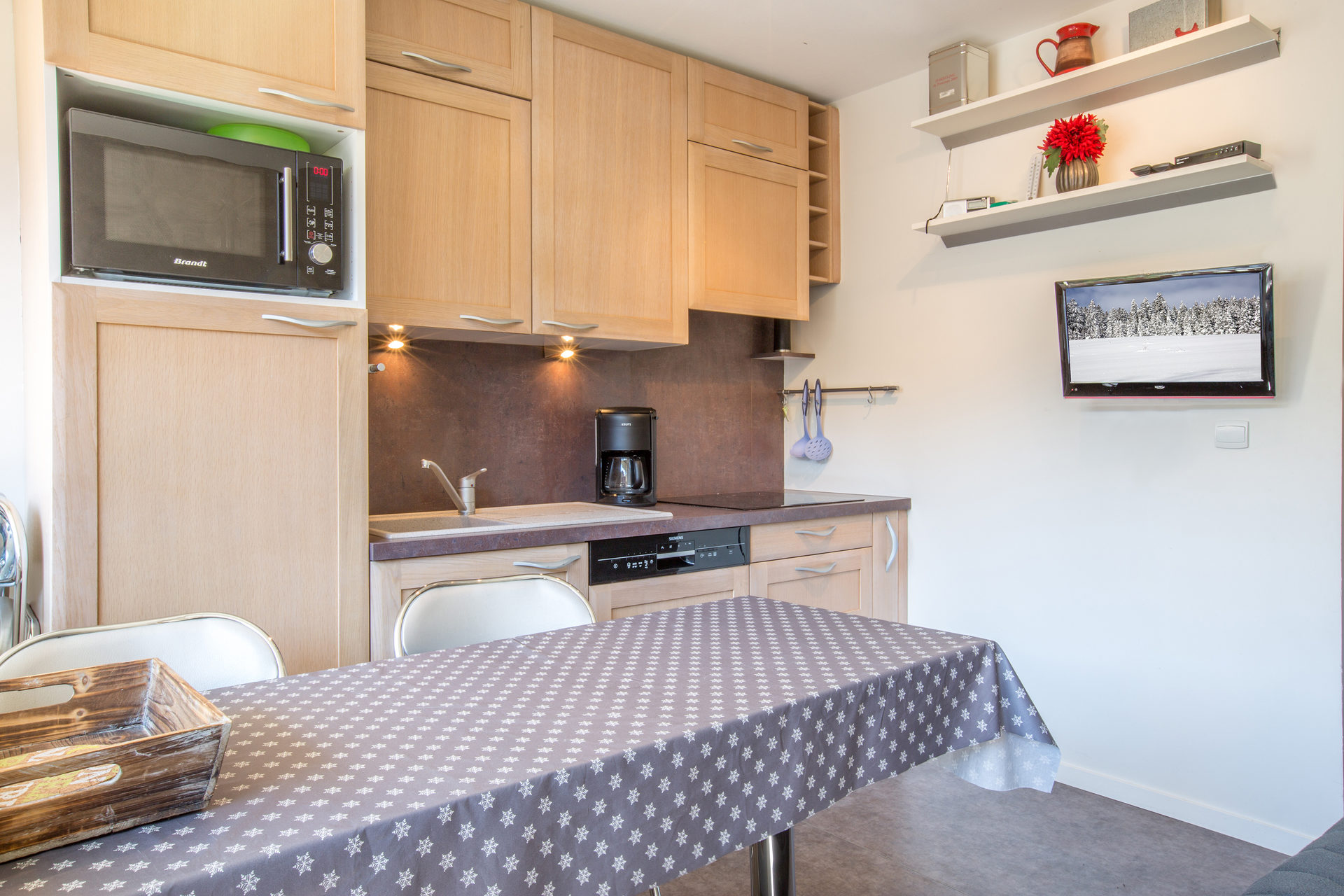 _lv_images__lot_0000400016_04_1457802