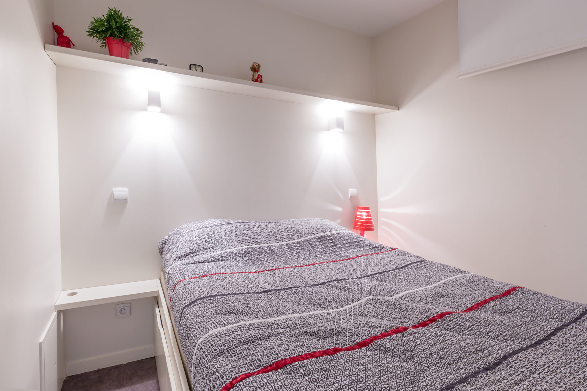 _lv_images__lot_0000400016_08_1457806