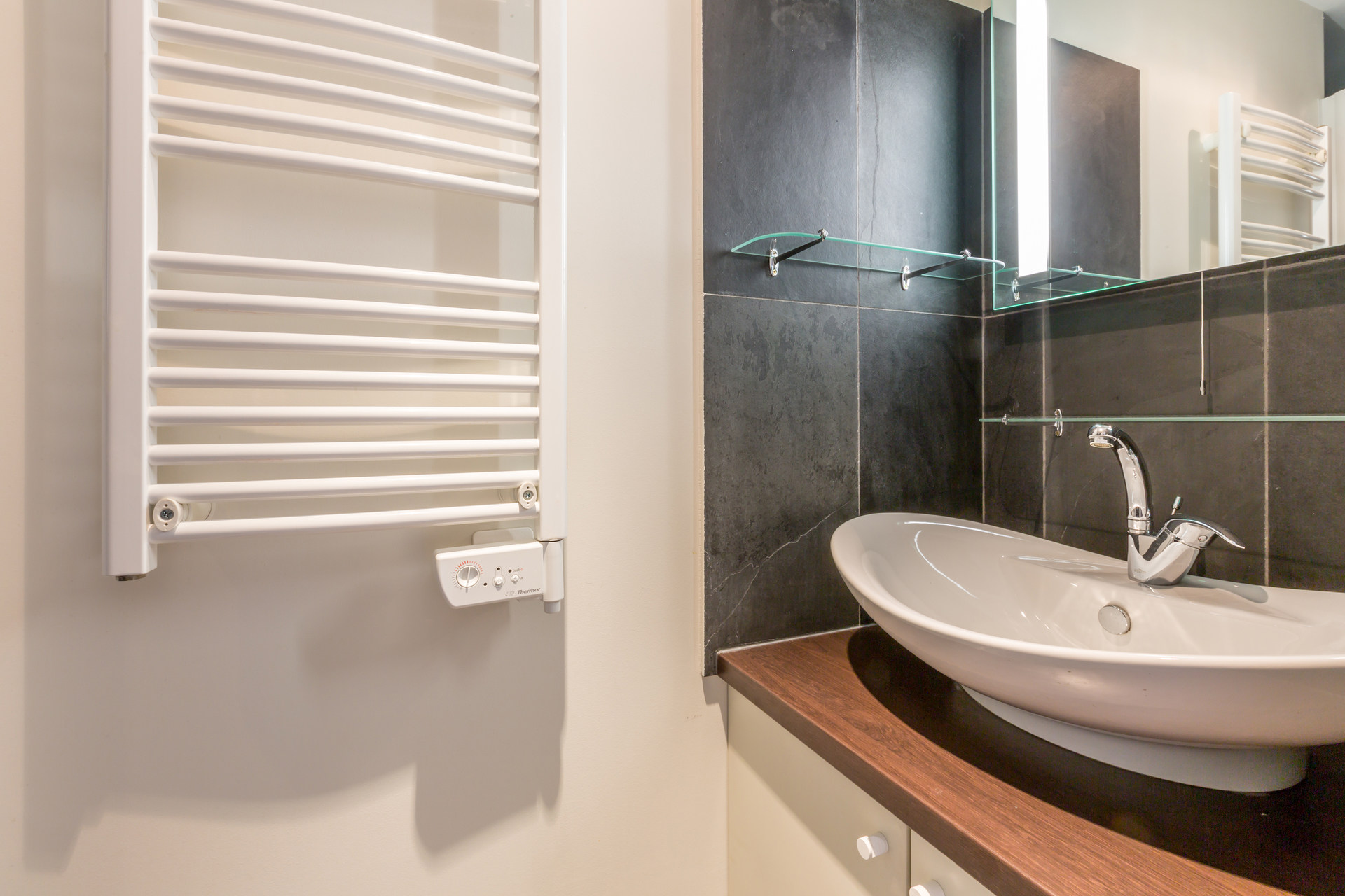 _lv_images__lot_0000400016_09_1457807