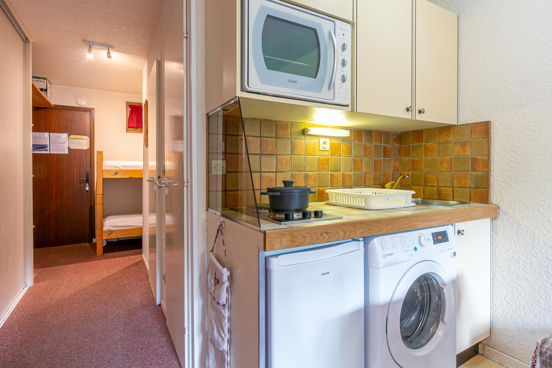 _lv_images__lot_0000400017_06_1457683