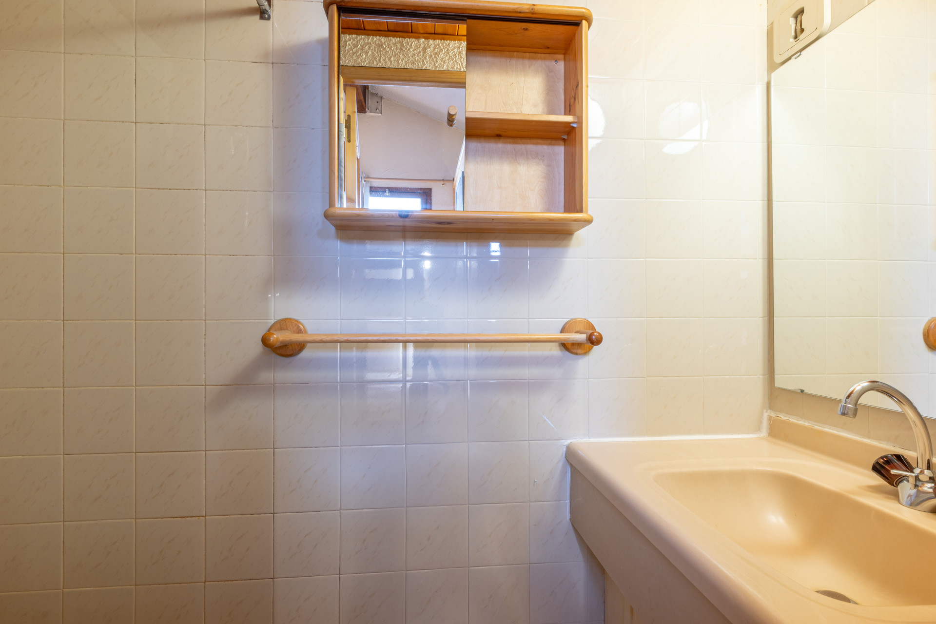 _lv_images__lot_0000400052_10_1457898