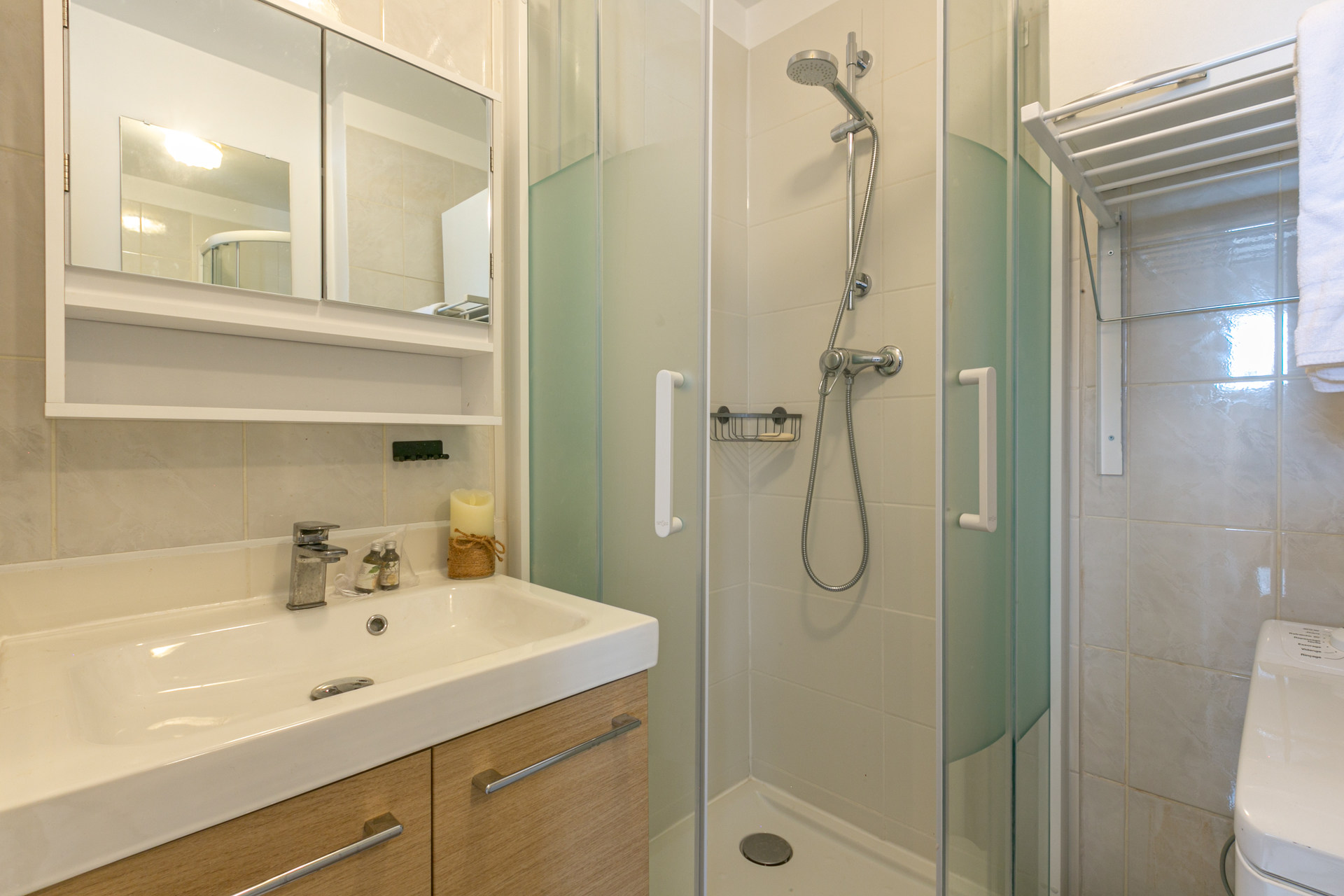 _lv_images__lot_0000400089_08_1455207