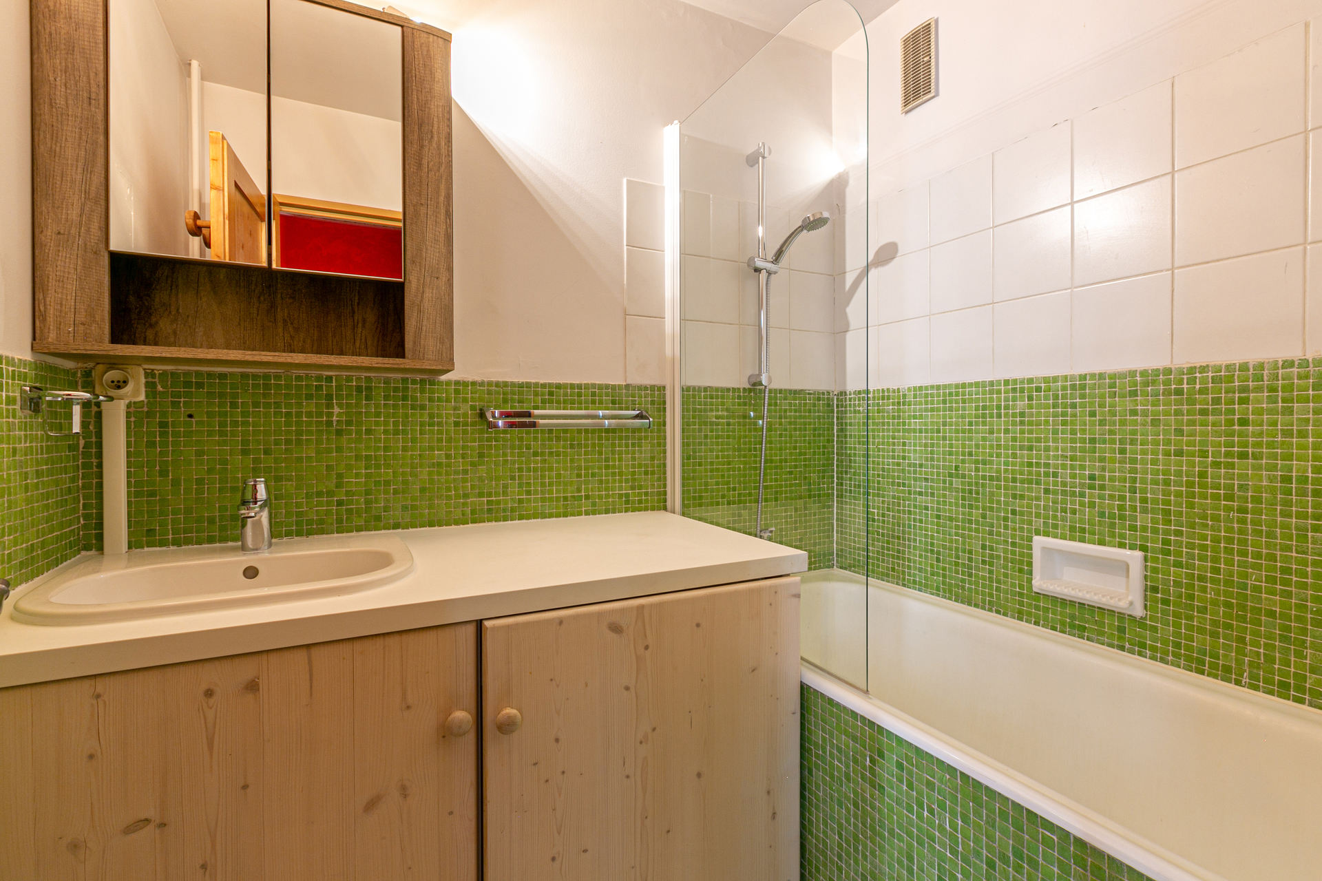 _lv_images__lot_0000440037_09_1458687