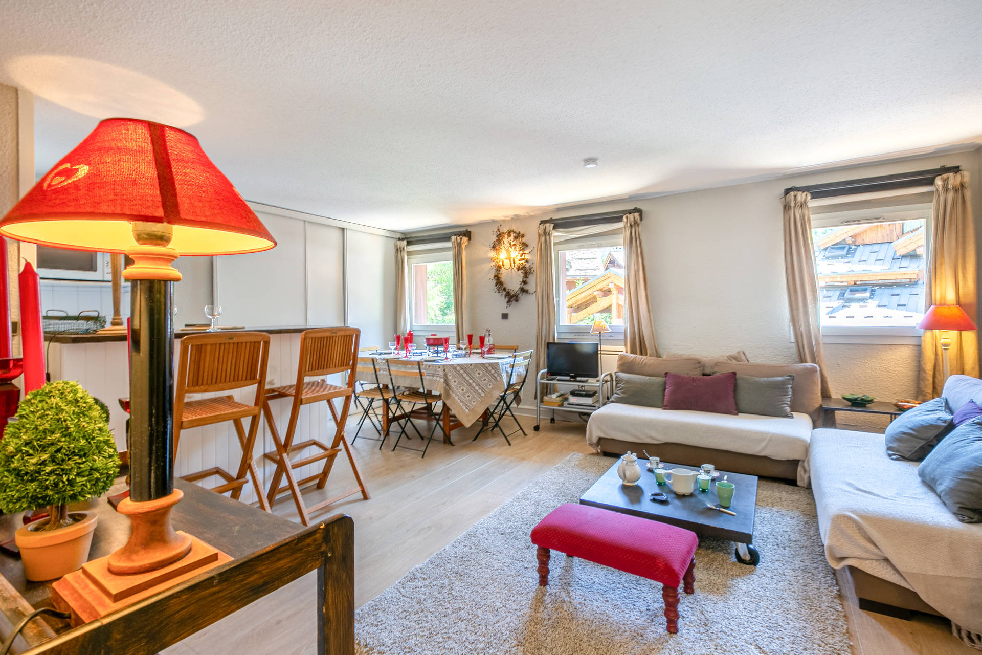 _lv_images__lot_0000710005_03_1458605