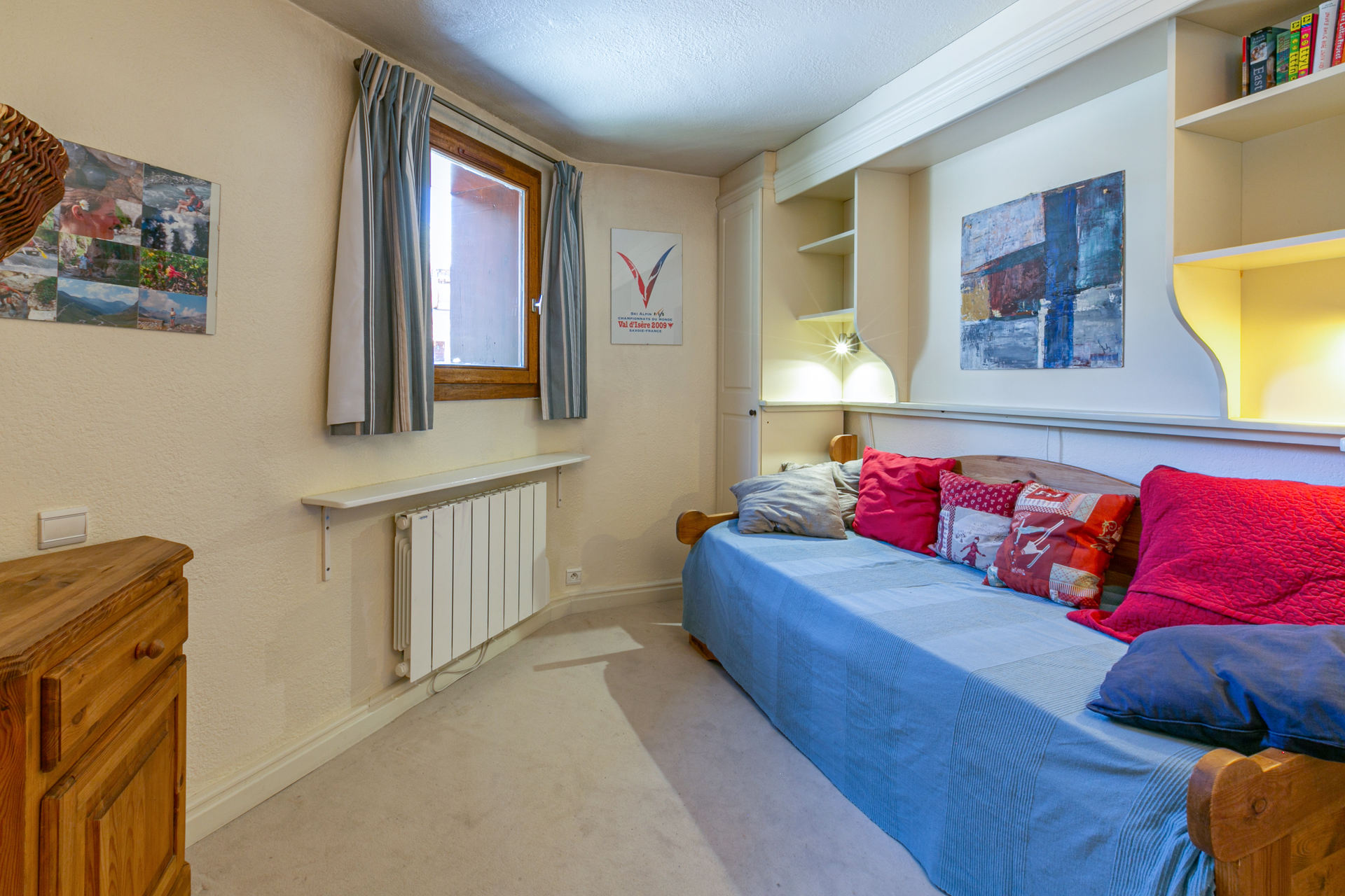 _lv_images__lot_0000710006_08_1457365