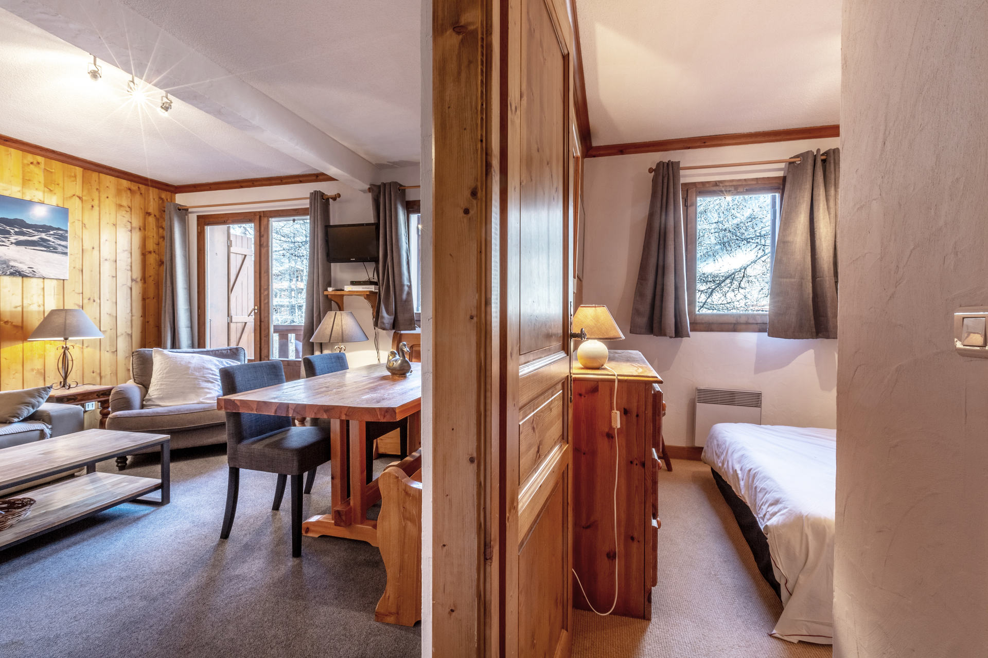 _lv_images__lot_0000730018_08_1457608